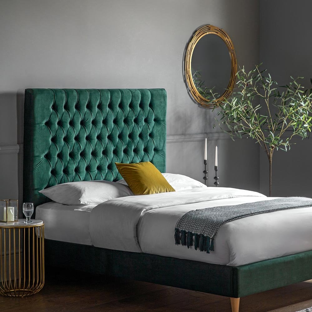 Mura Napoleon Round Wall Mirror - Gold Painted