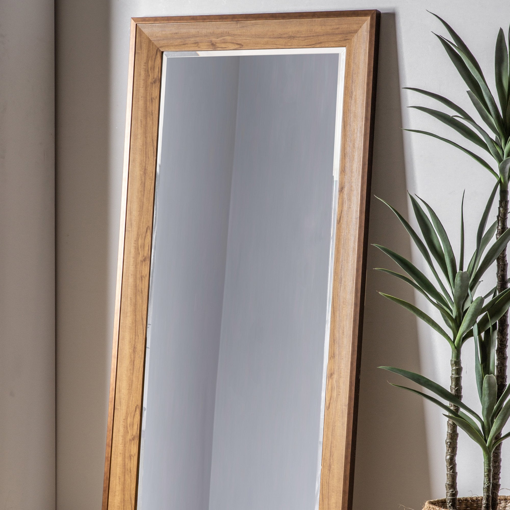 Mura Royal Full Length Leaner Mirror - Oak Effect Wood
