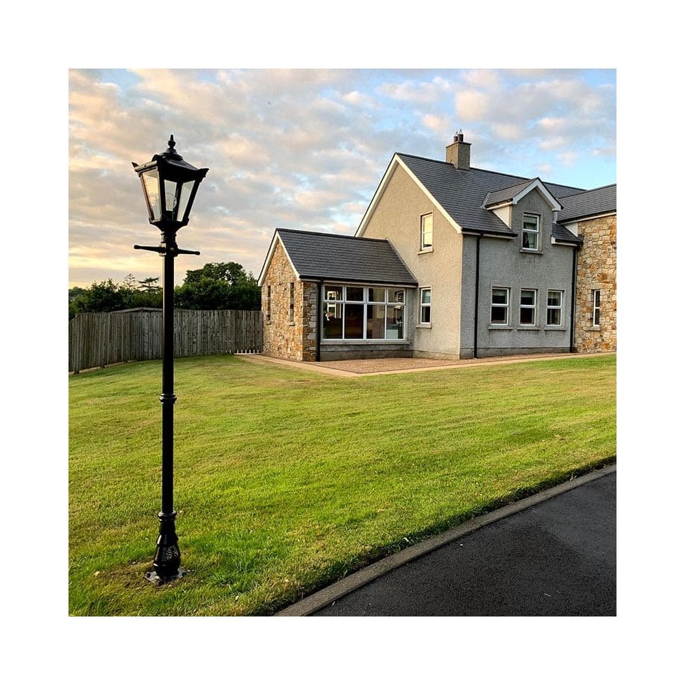 Harte Victorian Traditional 2.6m Lamp Post - Cast Iron