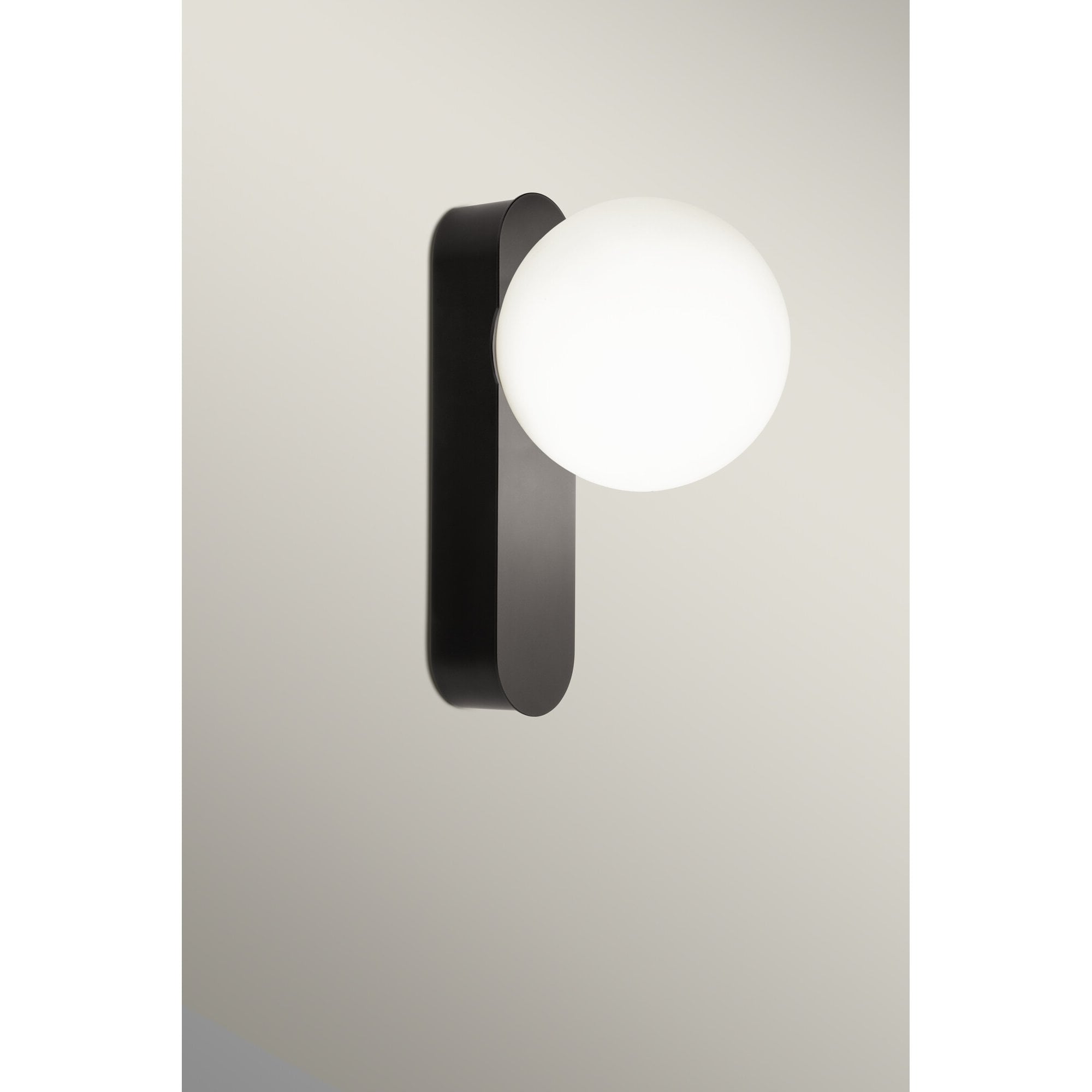LedsC4 Perlina IP44 Wall Light - Black