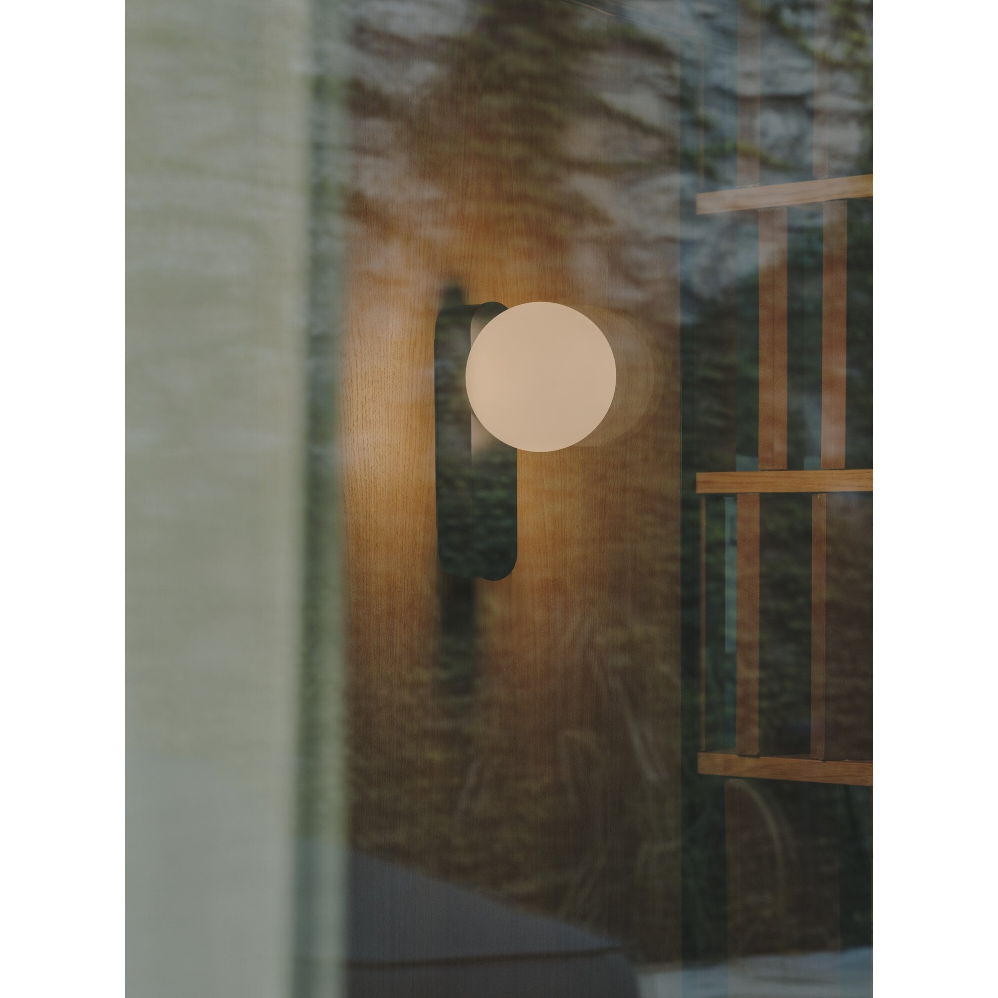 LedsC4 Perlina IP44 Wall Light - Black