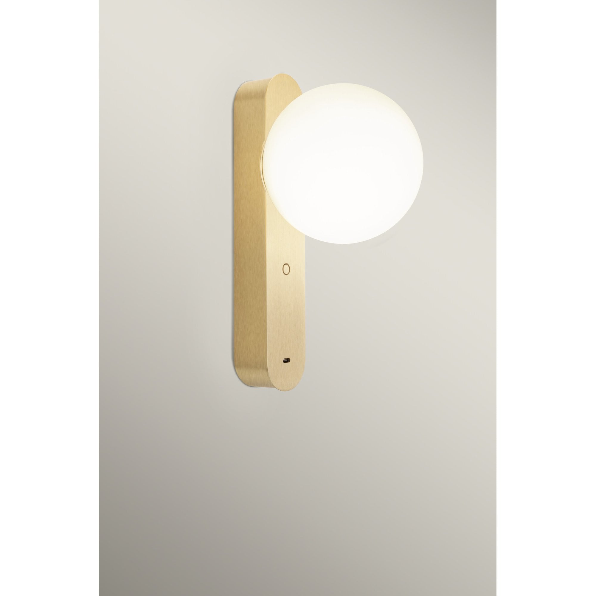LedsC4 Perlina USB Wall Light - Matte Gold