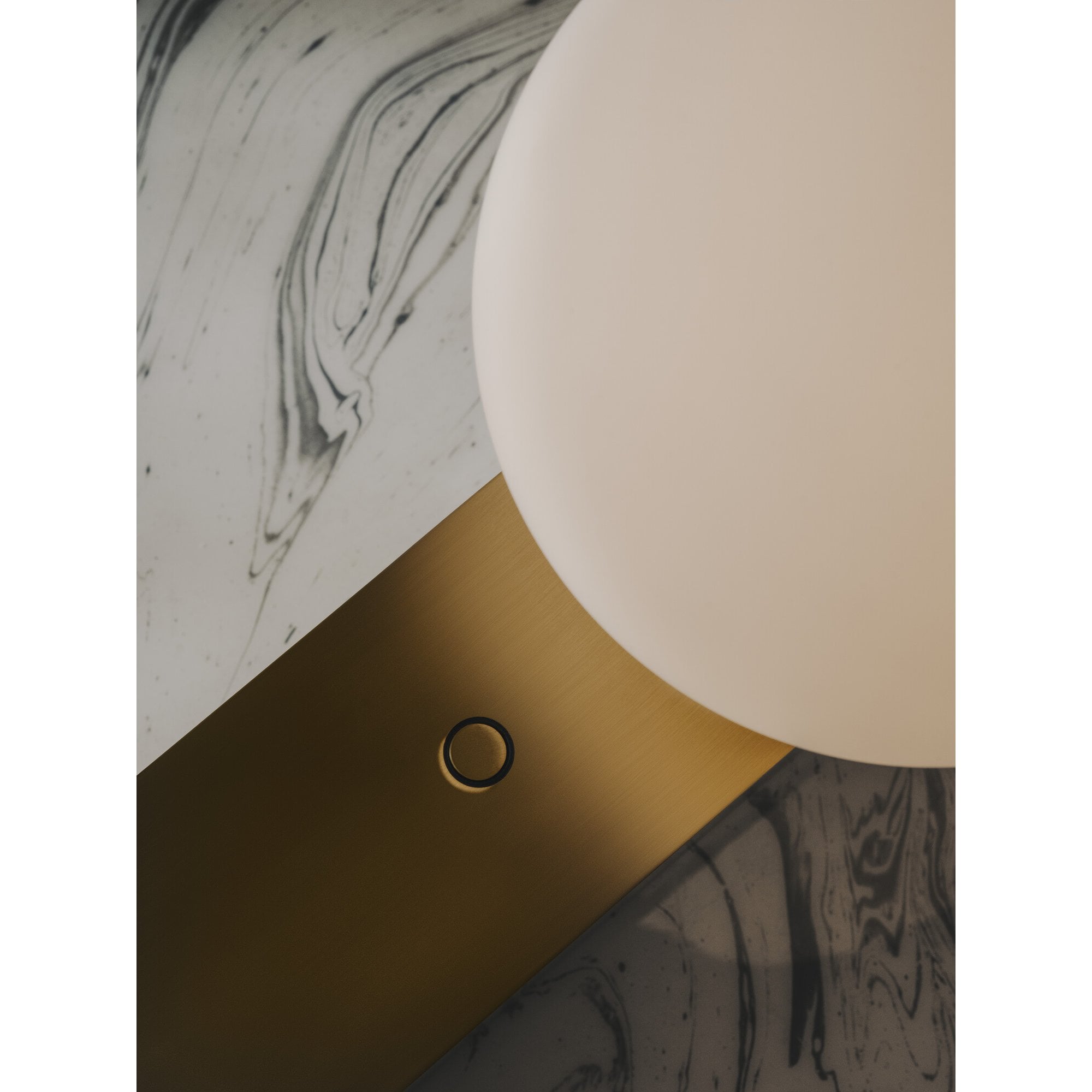 LedsC4 Perlina Table Lamp - Matte Gold