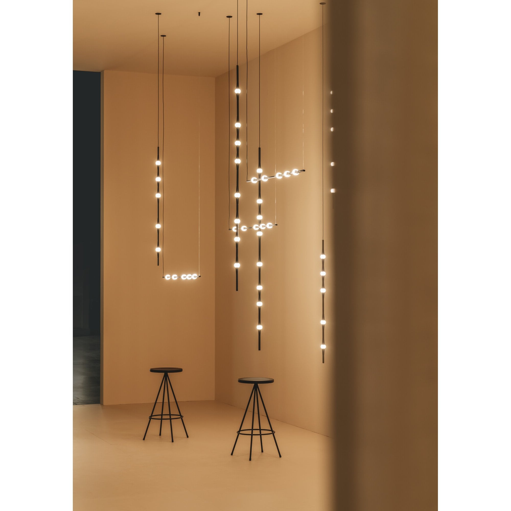 LedsC4 Dew Horizontal Pendant