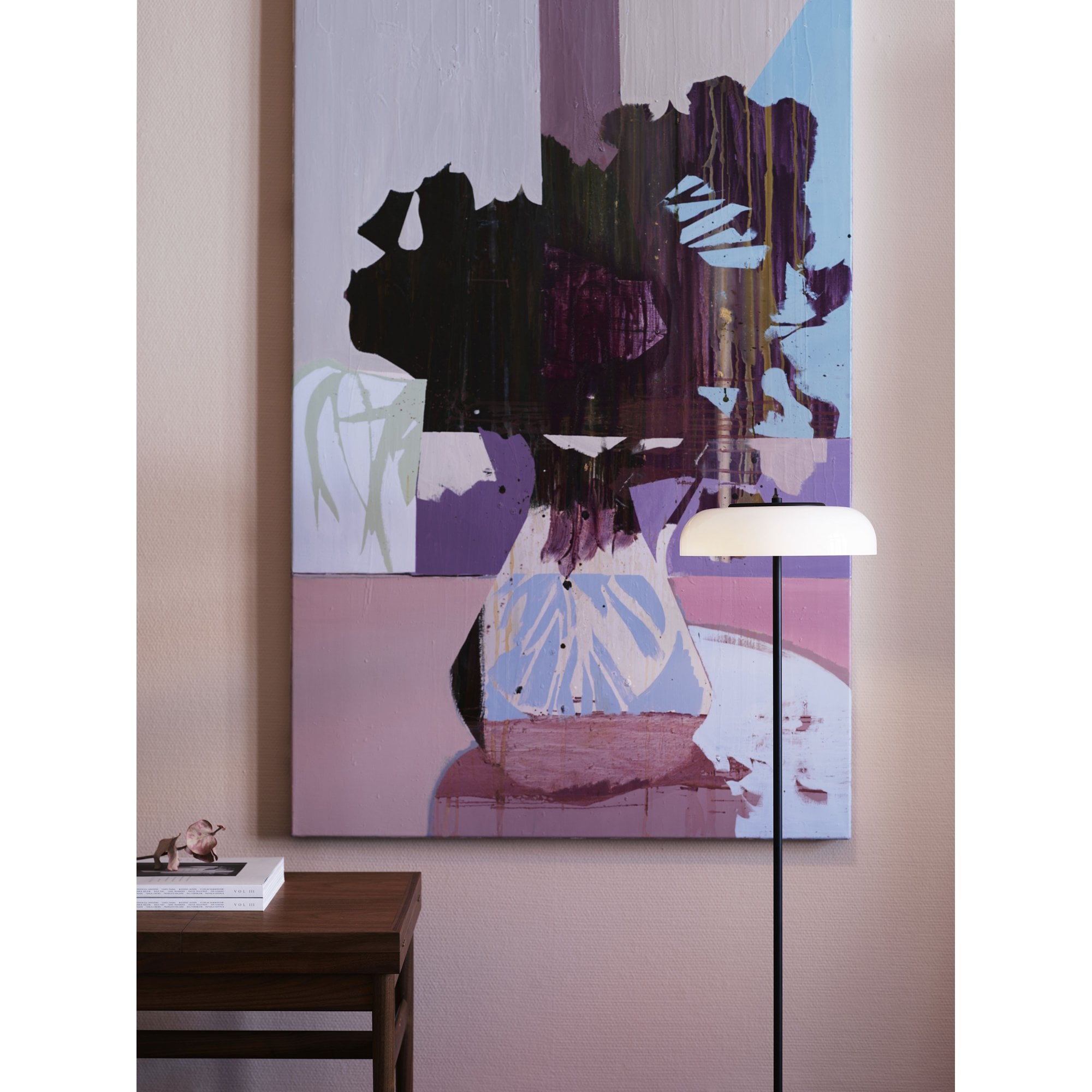 Nuura Blossi Floor Lamp - Black & Opal Glass