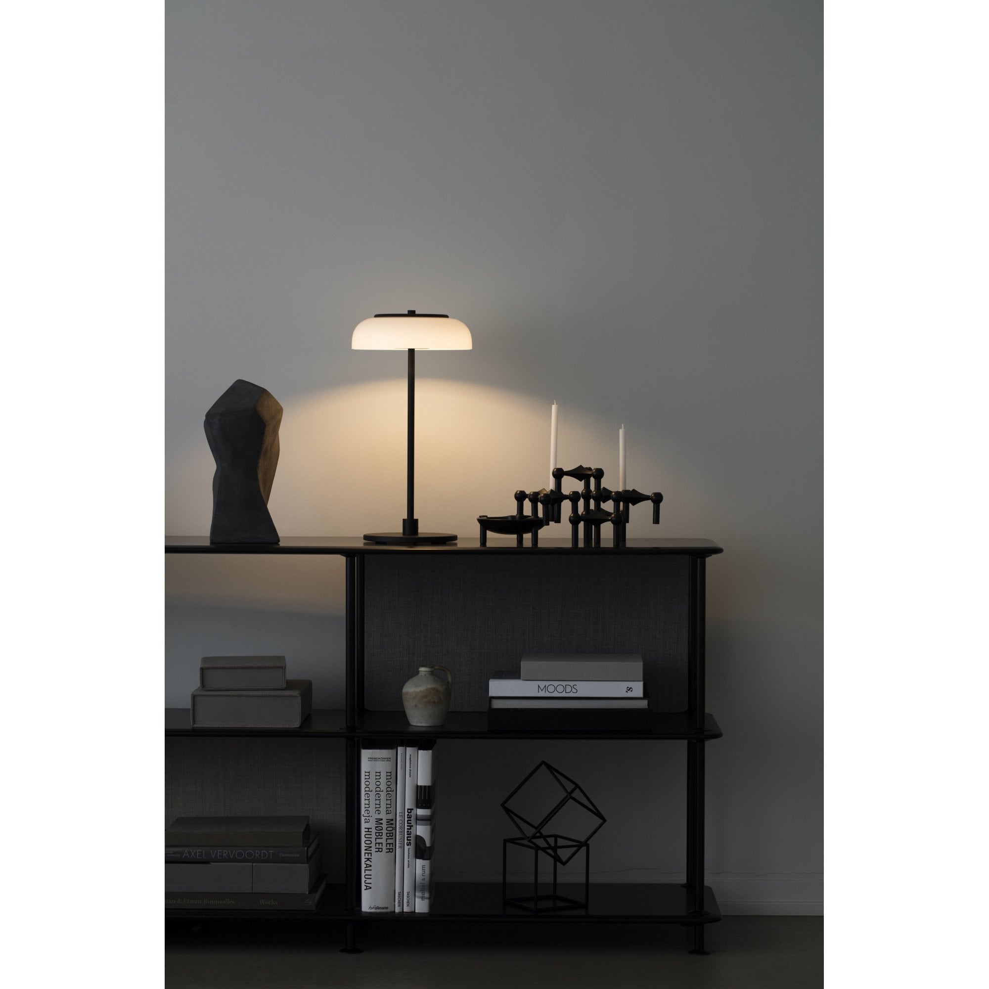 Nuura Blossi Table Lamp - Black & Opal Glass