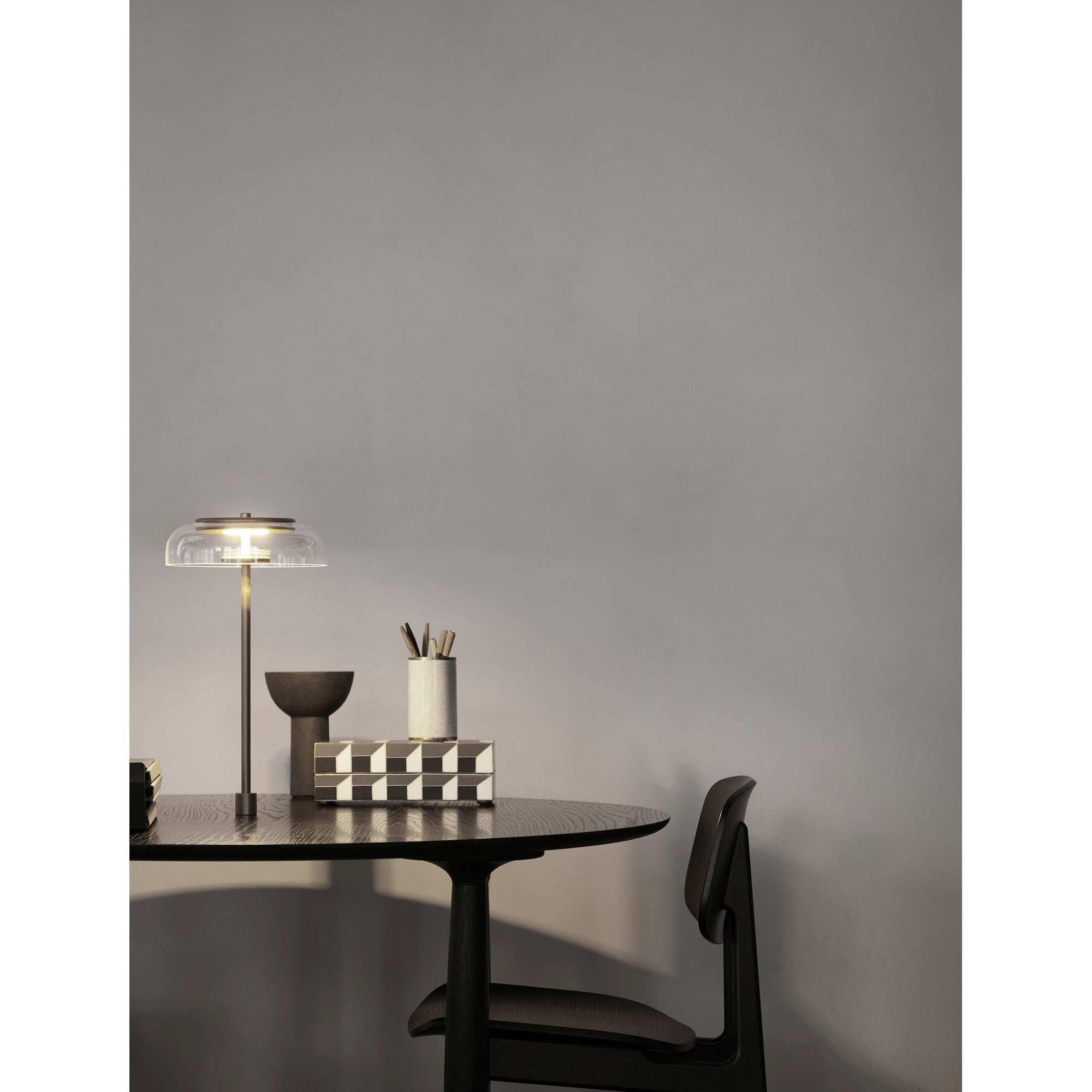 Nuura Blossi In-Set Table Lamp - Nordic Gold & Clear Glass