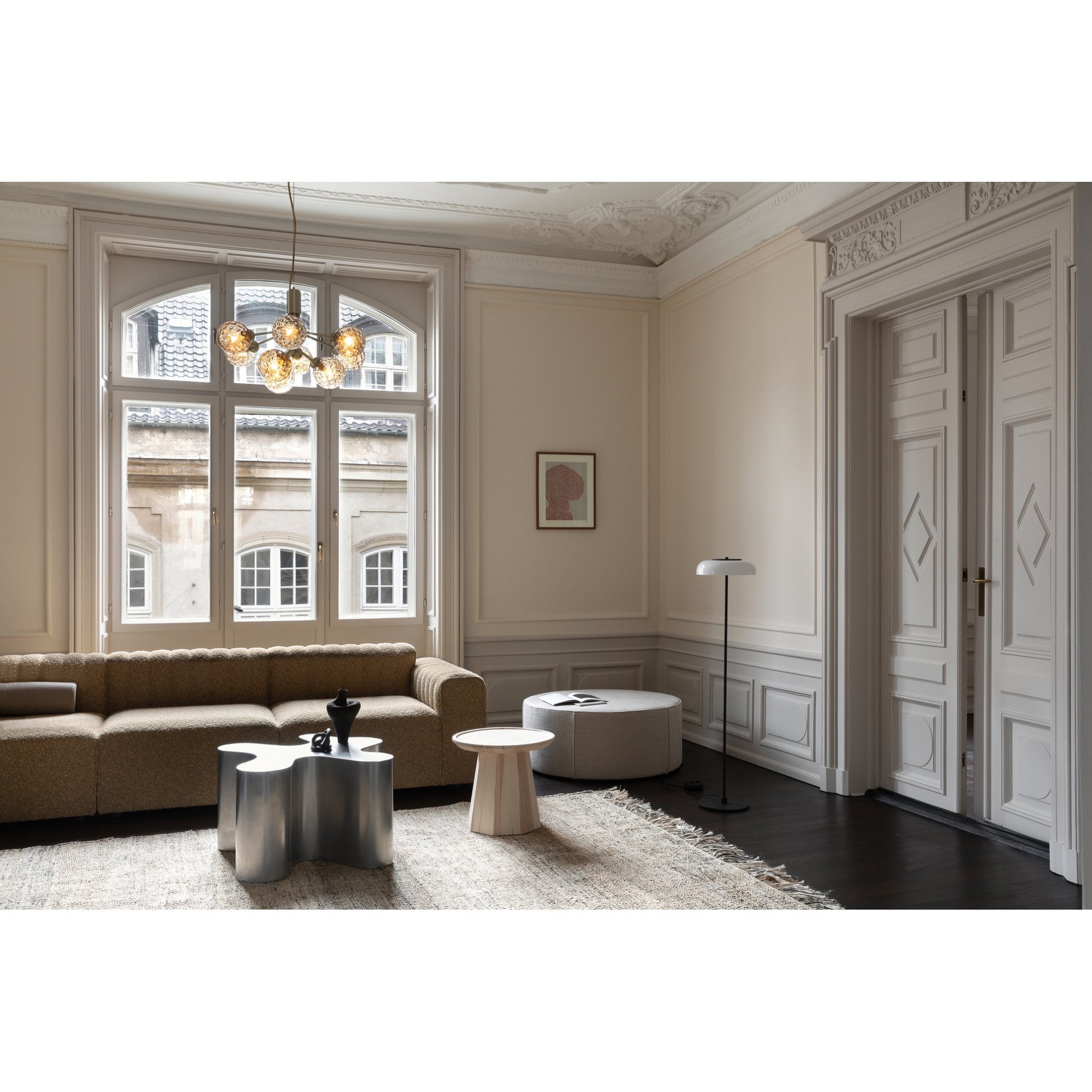 Nuura Apiales 9 Light Chandelier - Brushed Brass & Optic Gold Glass