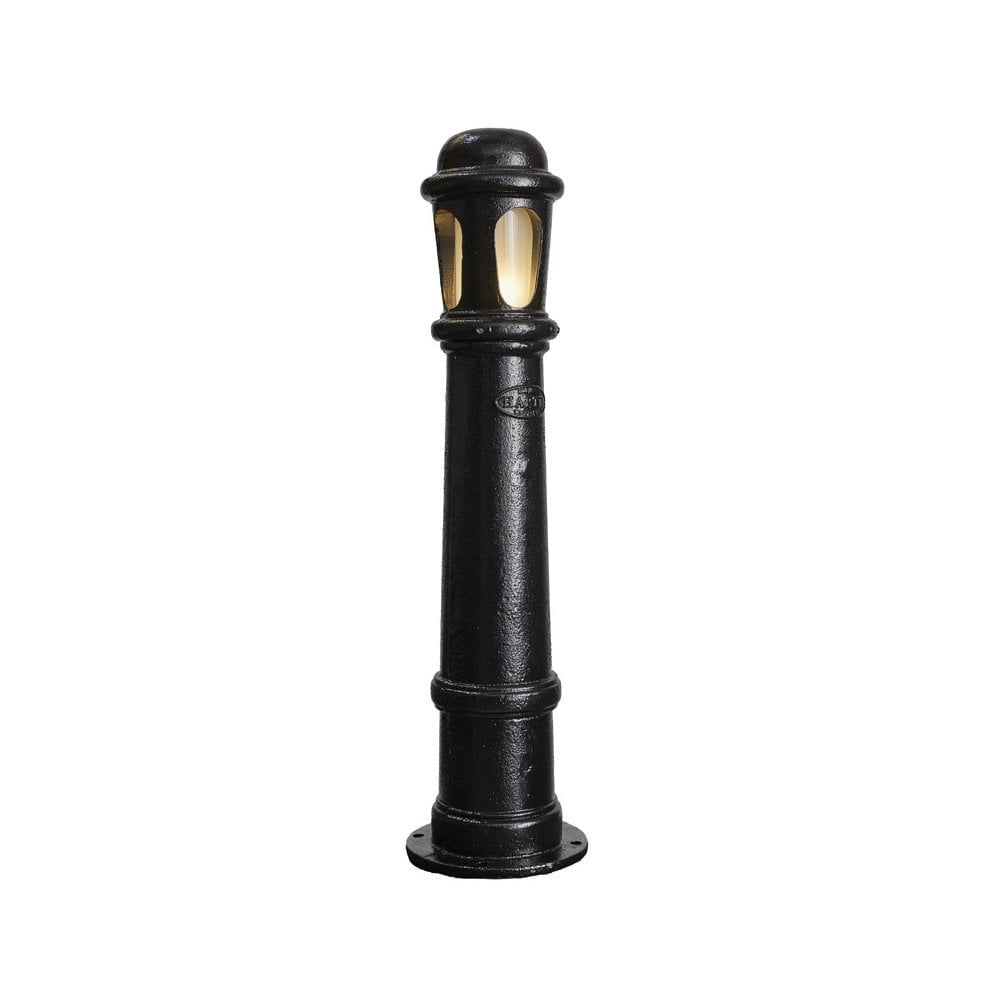 Harte Decorative 0.95m Bollard Light With Frosted Lens - Cast Iron