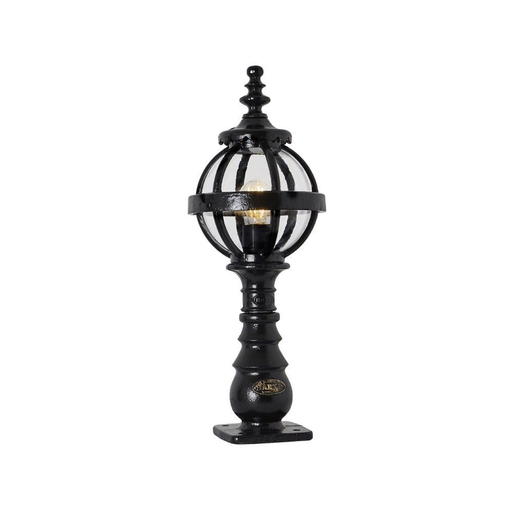 Harte Victorian 0.65m Globe Pedestal Light - Cast Iron