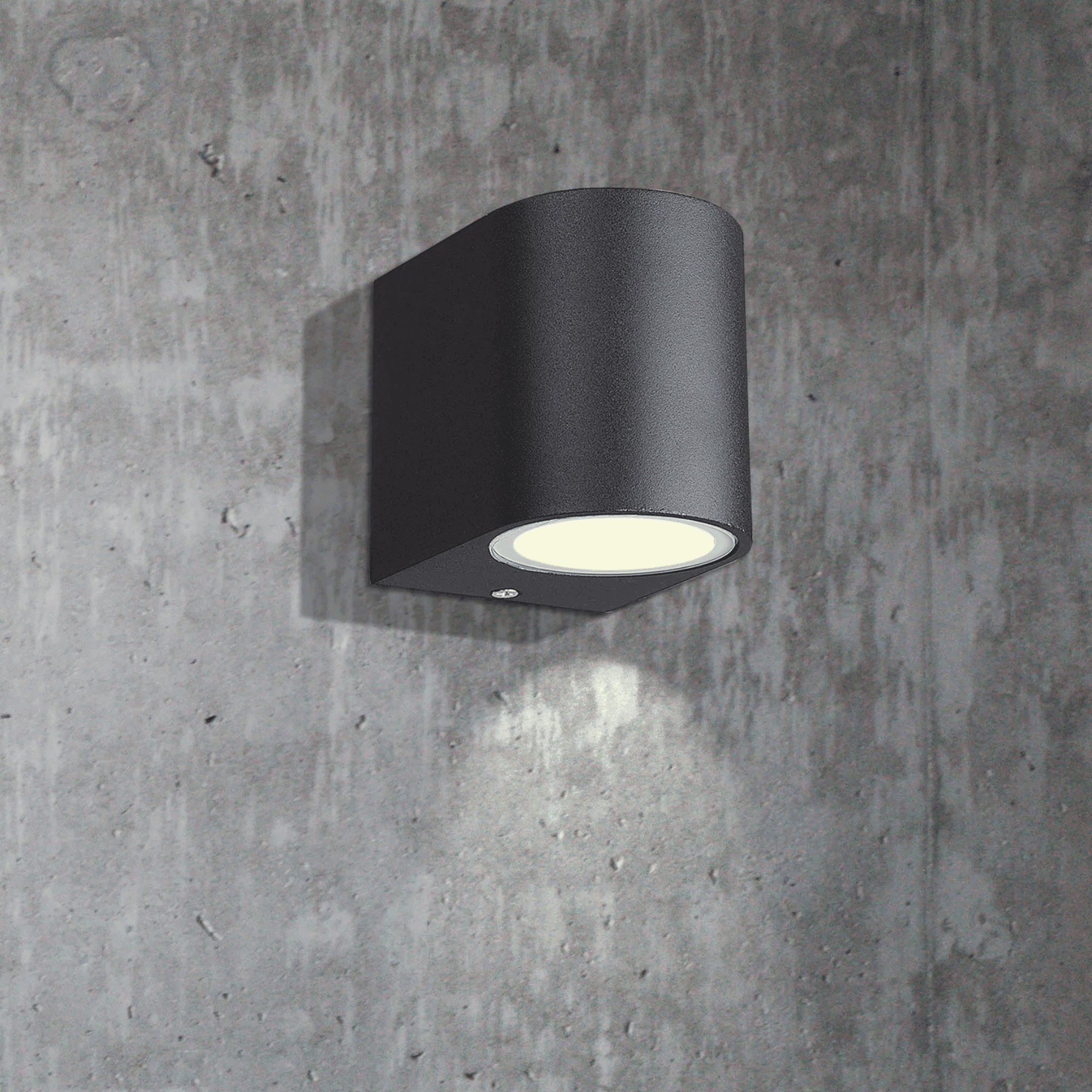 Mantra Kandanchu IP54 Round GU10 Wall Lamp - Sand Black