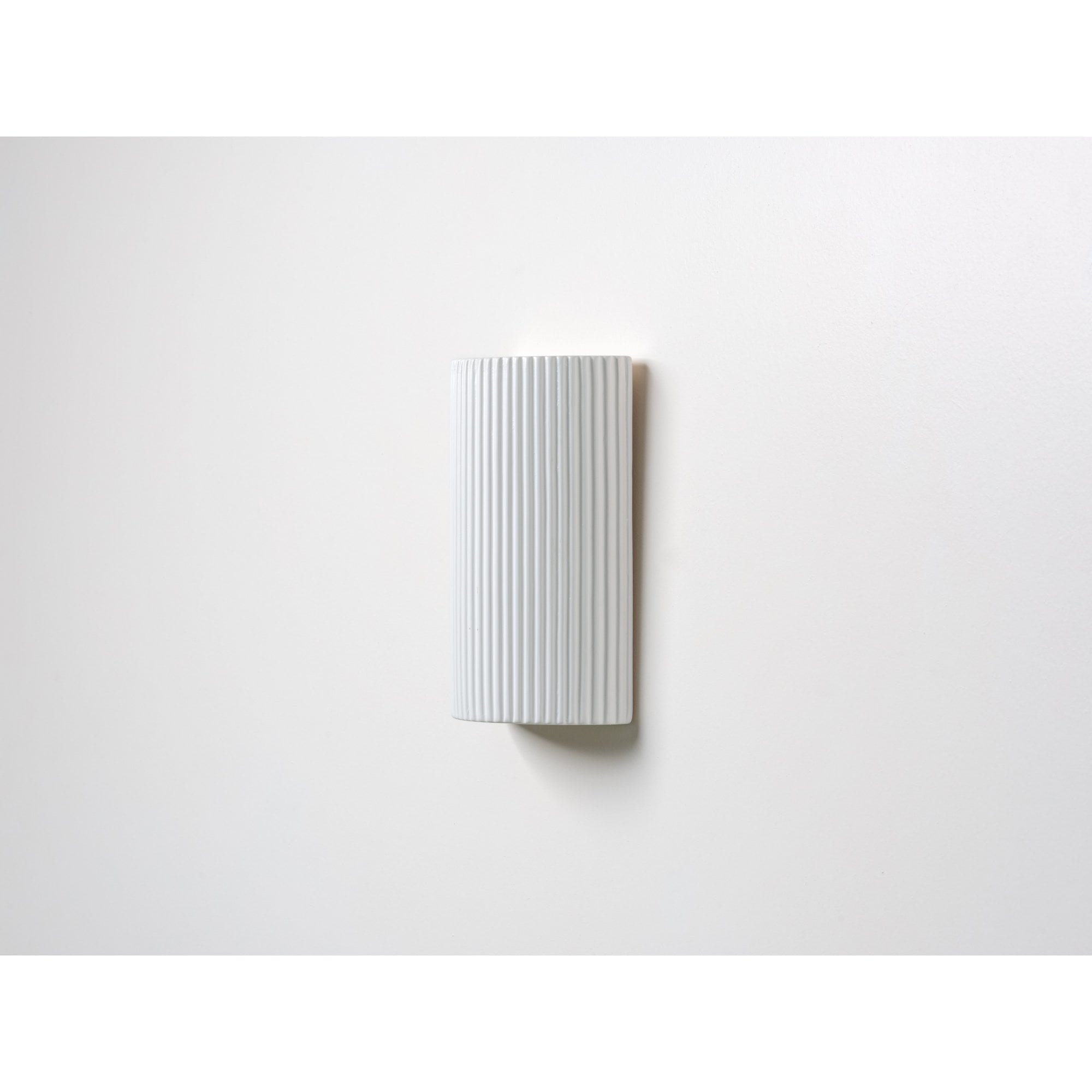 houseof. Ribbed Ceramic Pillar Wall Light - White