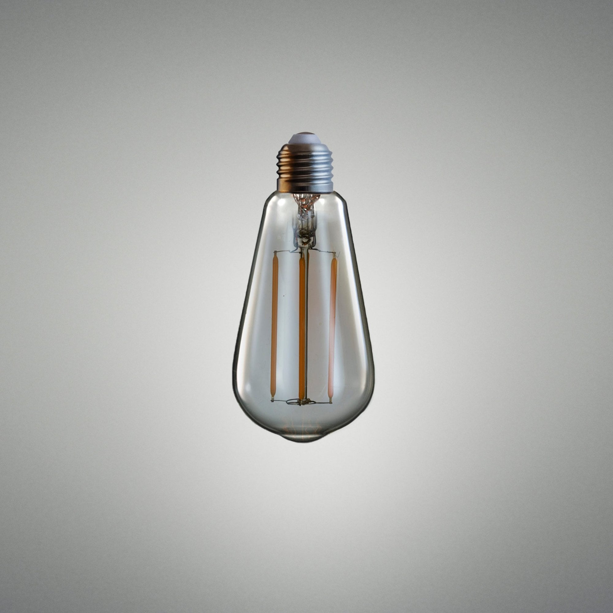 Buster + Punch LED Teardrop Buster Bulb E27 2500k - Dimmable