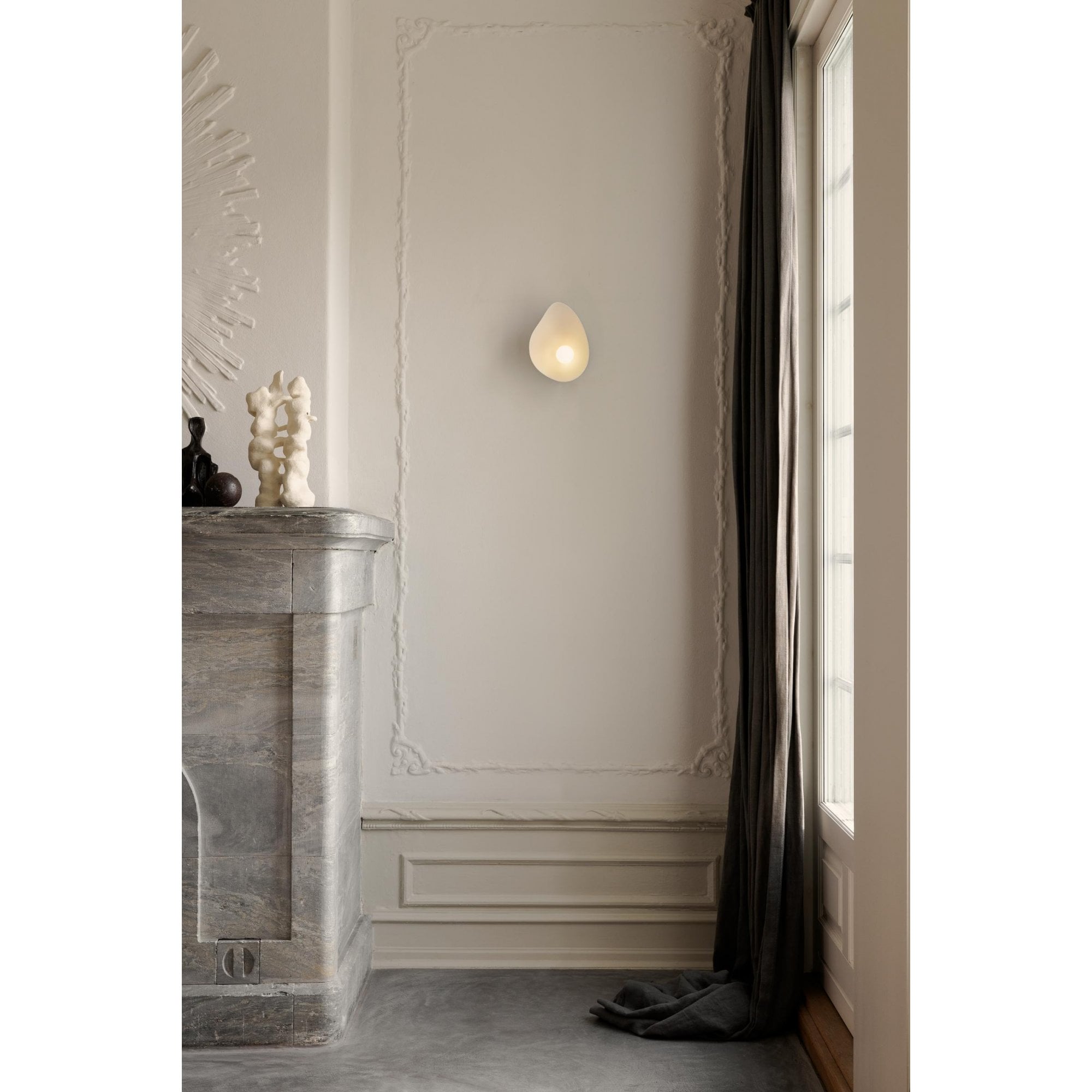 Nuura Florii 1 Wall Light - Dark Bronze & White
