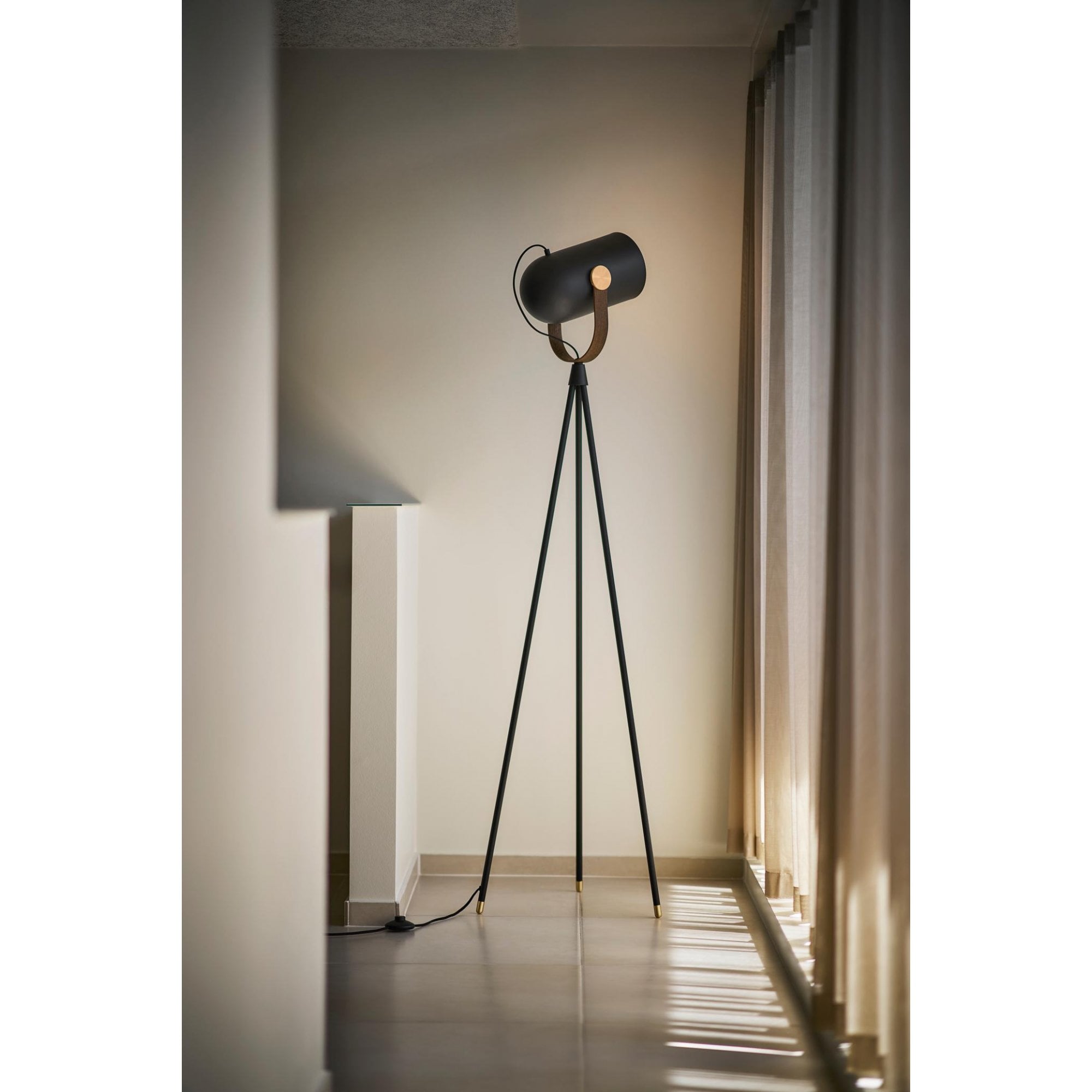Le Klint 362 Carronade II Floor Lamp