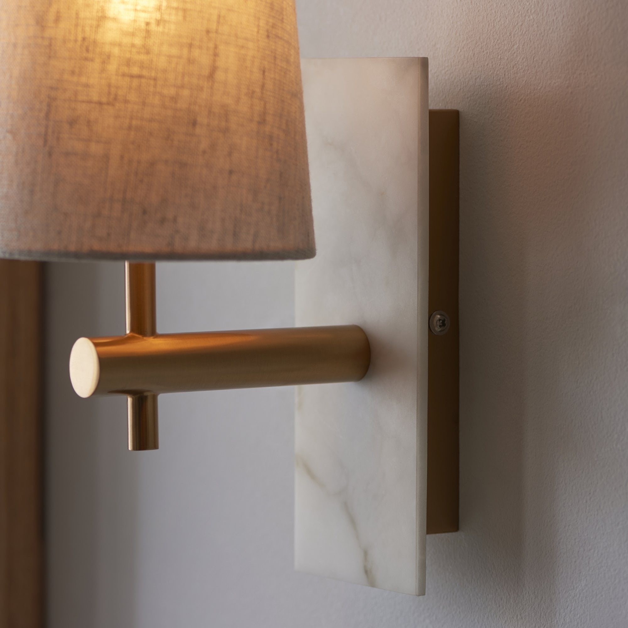 Utopia Spire Single White Marble Wall Light - Vintage Brass & Natural Tapered Shade