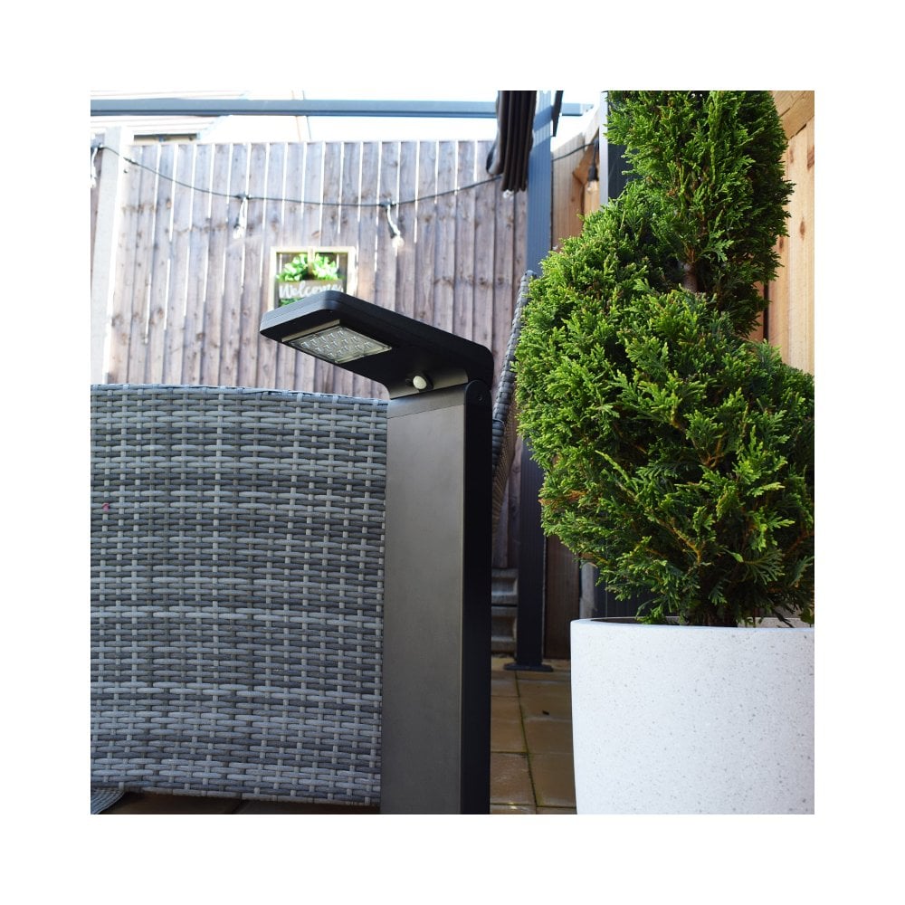 Lumena Cresta PIR Solar LED Path Light 0.8m