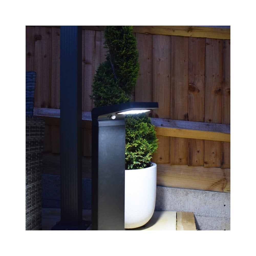 Lumena Cresta PIR Solar LED Path Light 0.8m