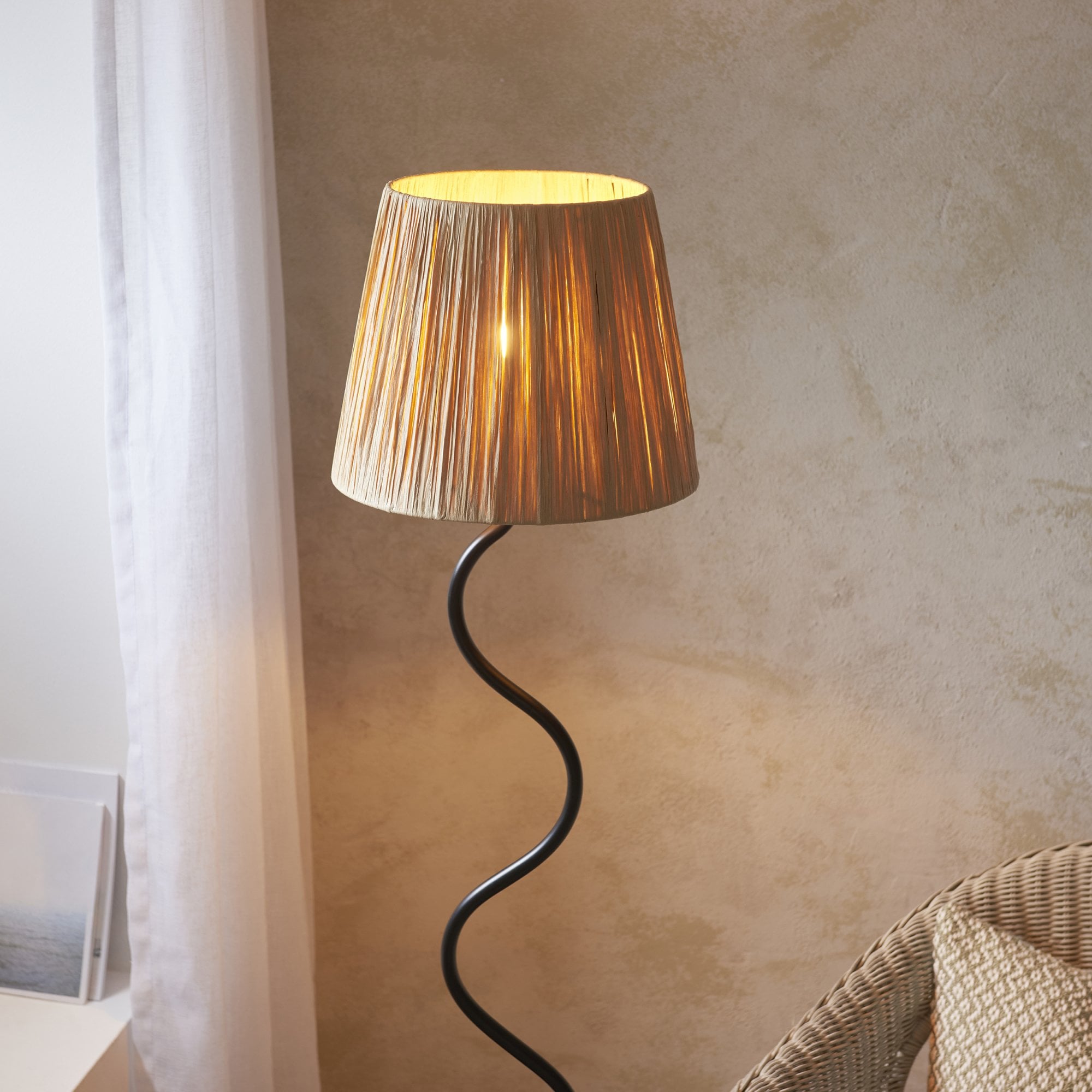 Endon Wriggle Single Light Floor - Matt Black & Natural Raffia