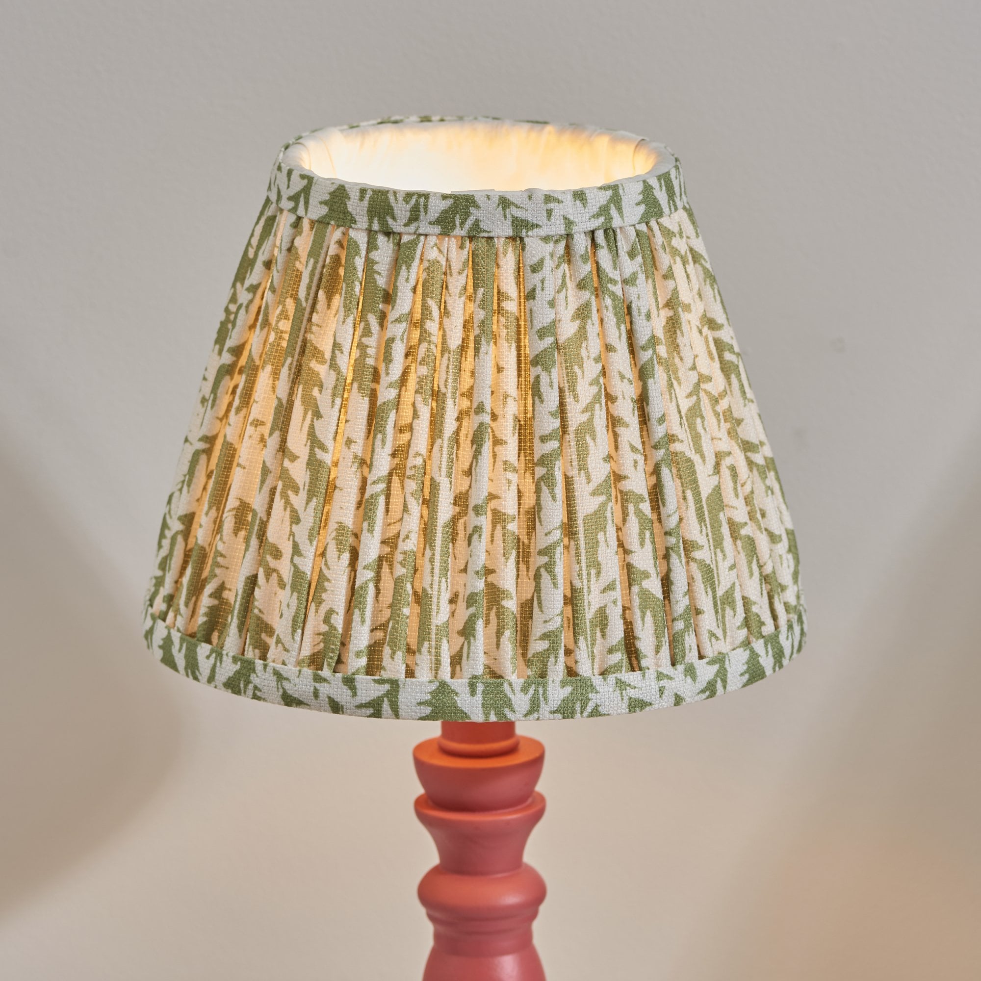 Endon Bibury Satin Pink Clay Table Lamp & Leaf 20cm Herb Garden Green Shade