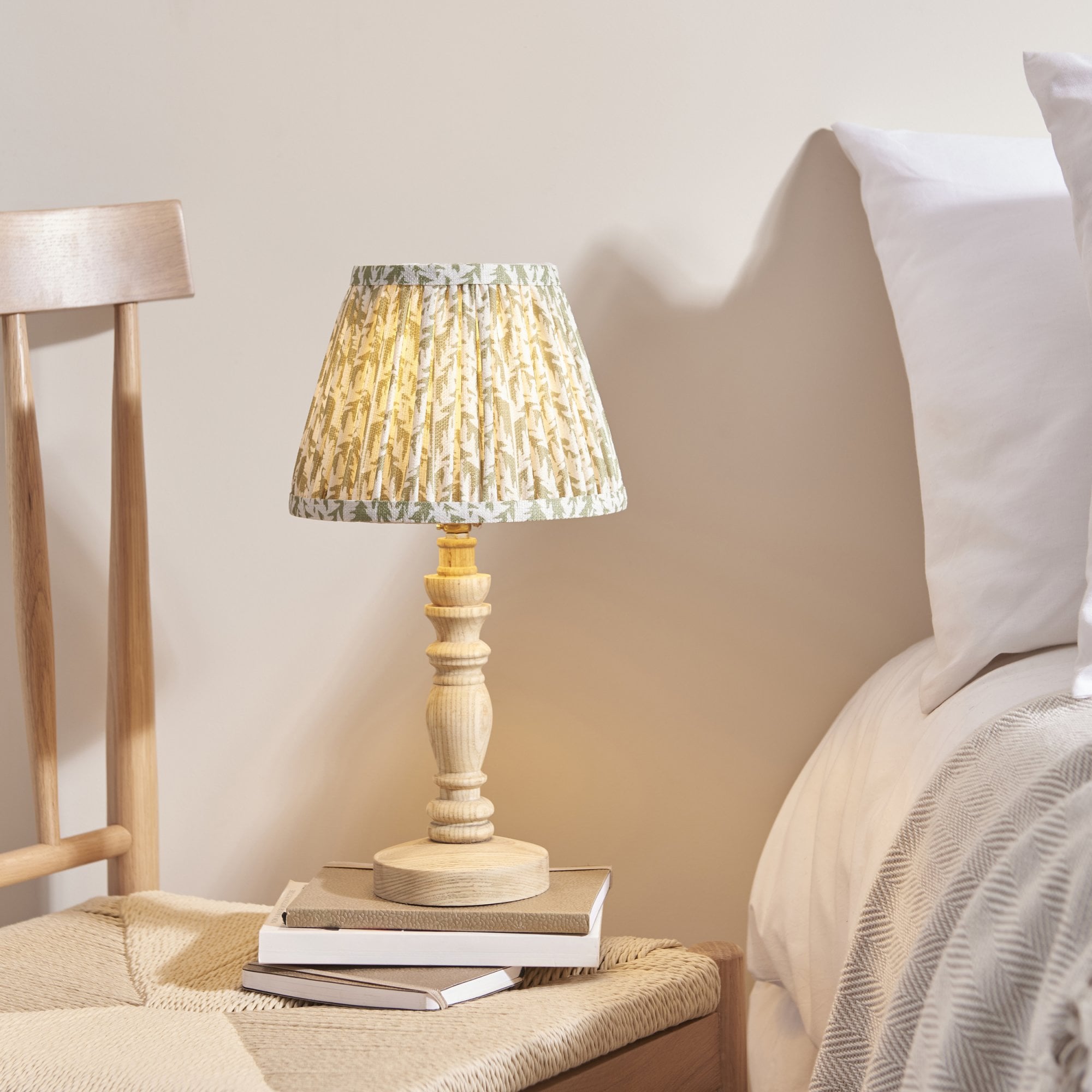 Endon Bibury Natural Ash Wood Table Lamp & Leaf 20cm Herb Garden Green Shade