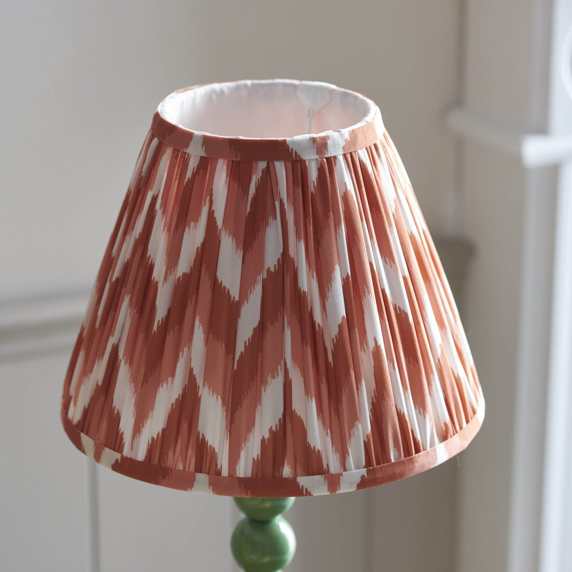 Endon Higgledy Gloss Cotswold Green Table Lamp & Zigzag 25cm Apricot Orange Shade