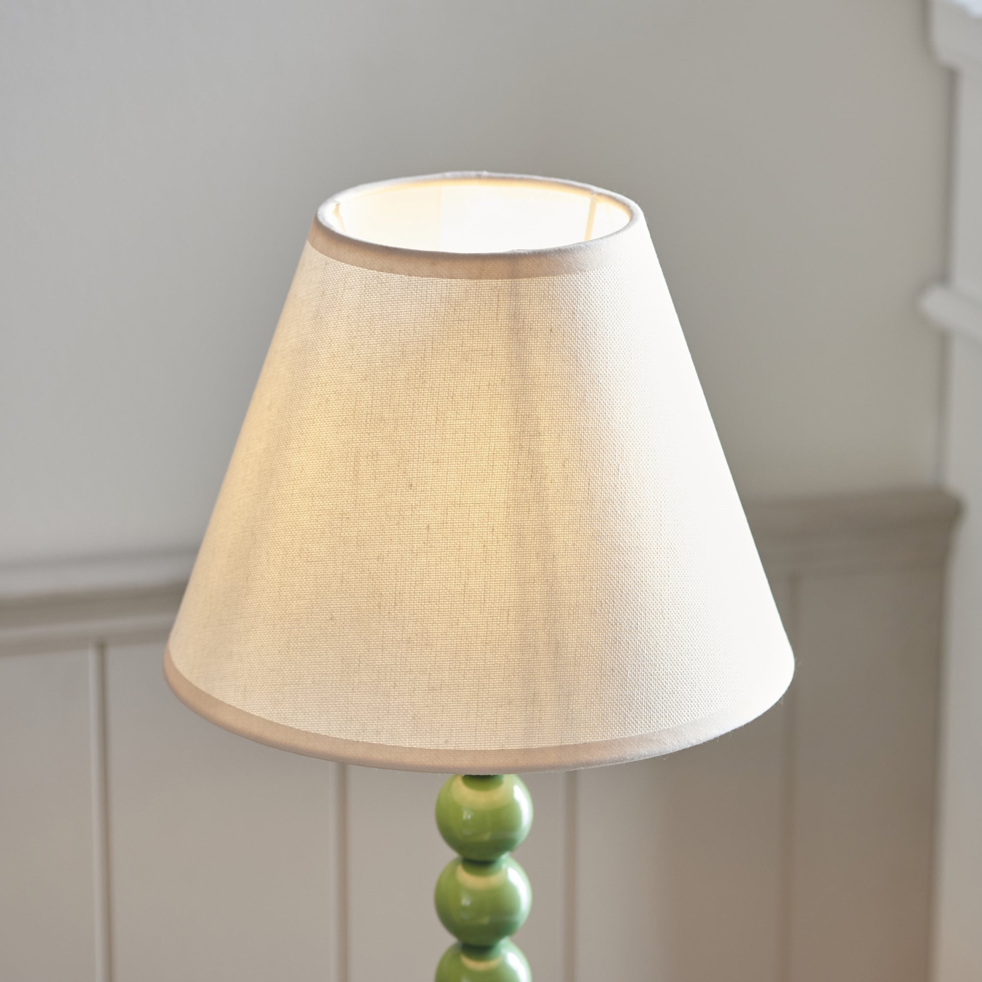 Endon Higgledy Gloss Cotswold Green Table Lamp & Ivy 25cm Vintage White Shade