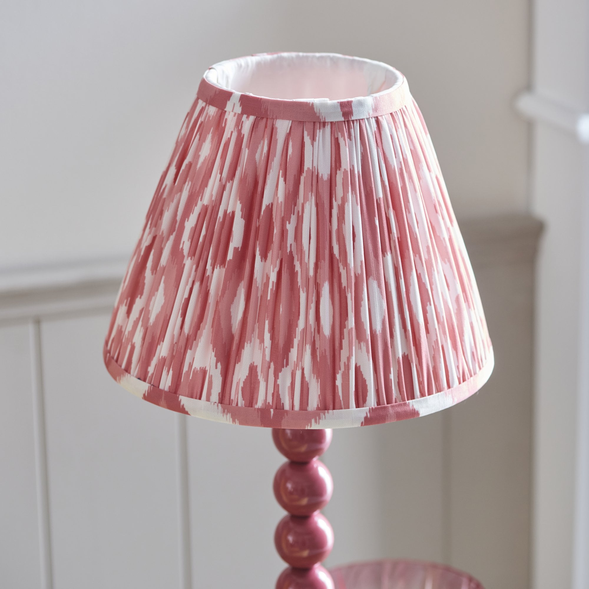 Endon Higgledy Table Lamp & Ikat 25cm Coral Pink Shade