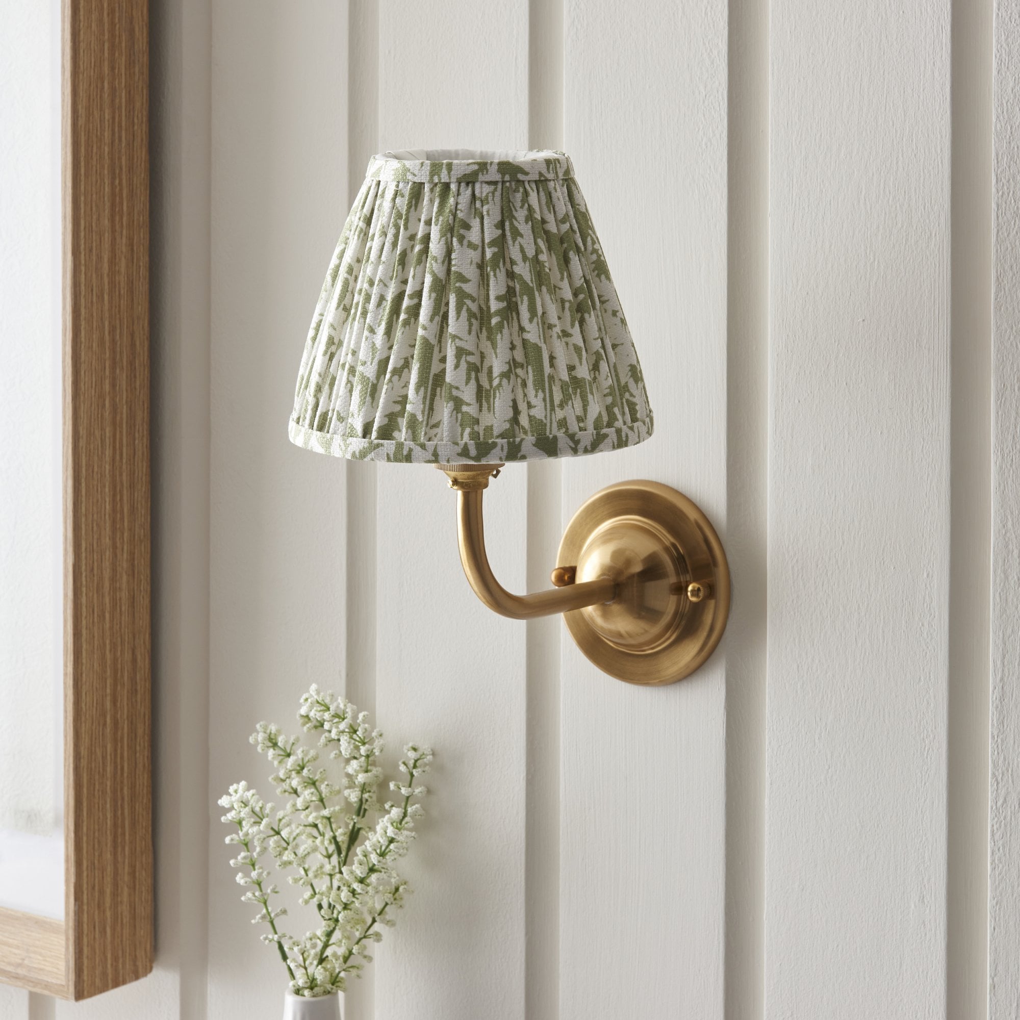 Endon Dome Arc Wall Light & Leaf 16cm Herb Garden Green Shade