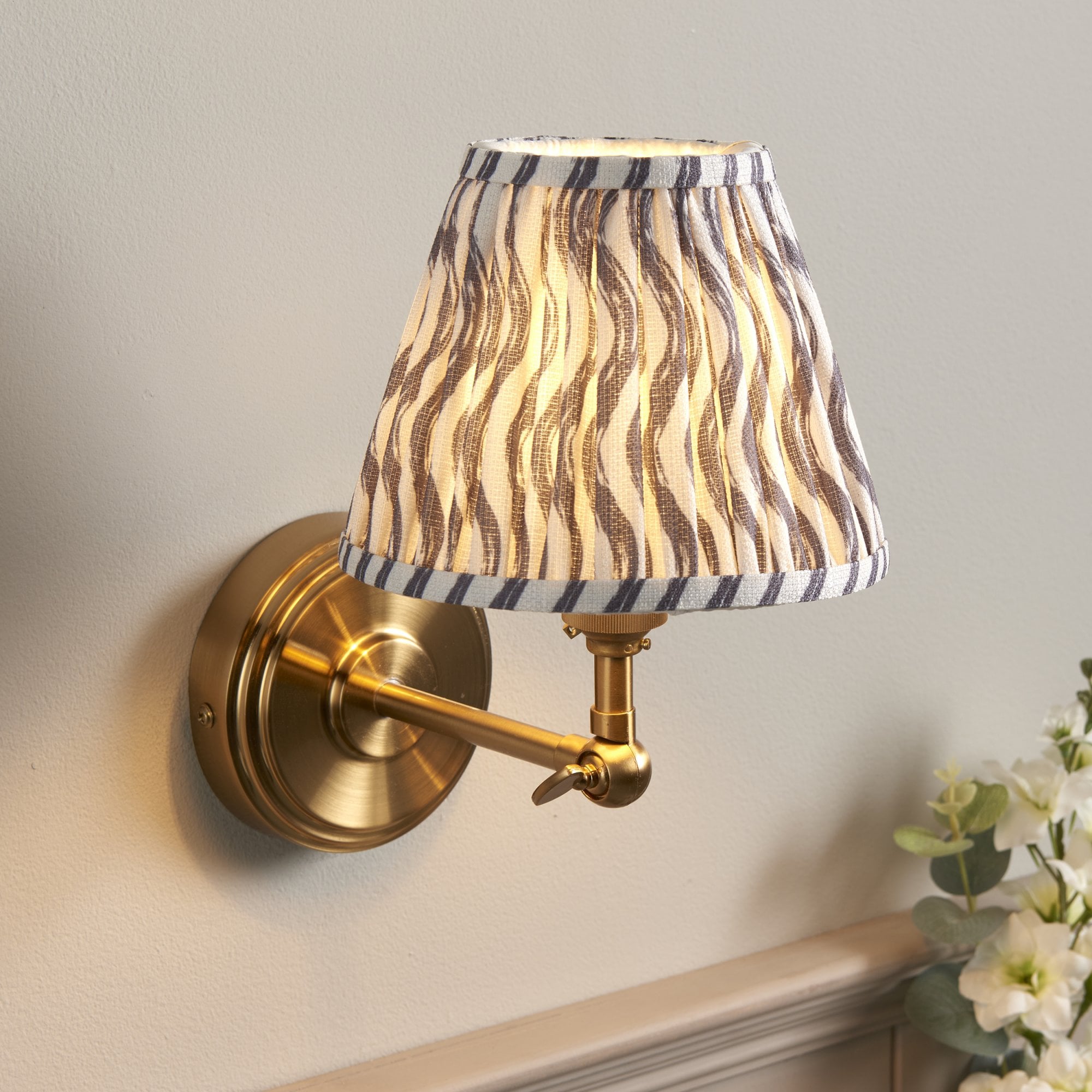 Endon Step Wing Wall Light & Ripple 16cm Pearl Grey Shade