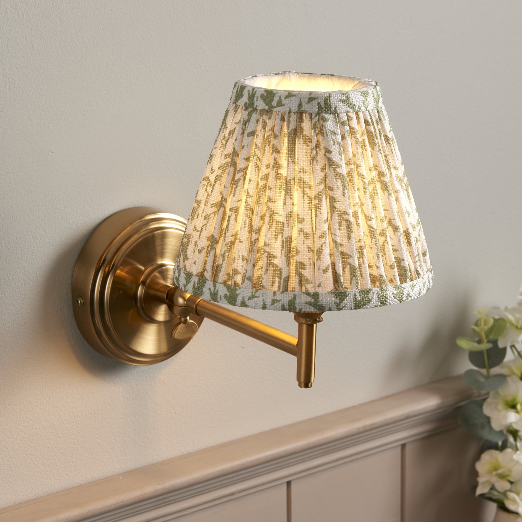 Endon Step Fold Wall Light & Leaf 16cm Herb Garden Green Shade