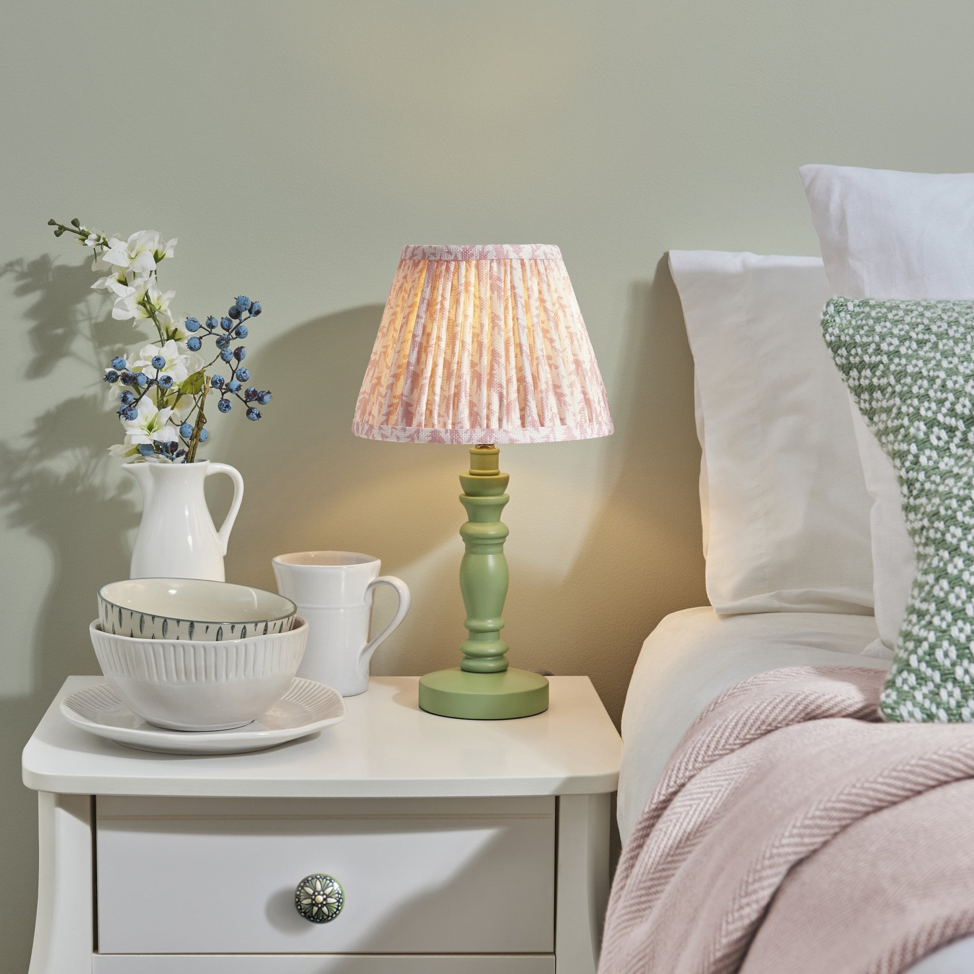 Endon Bibury Satin Cotswold Green Table Lamp & Leaf 20cm Peachy Keen Shade