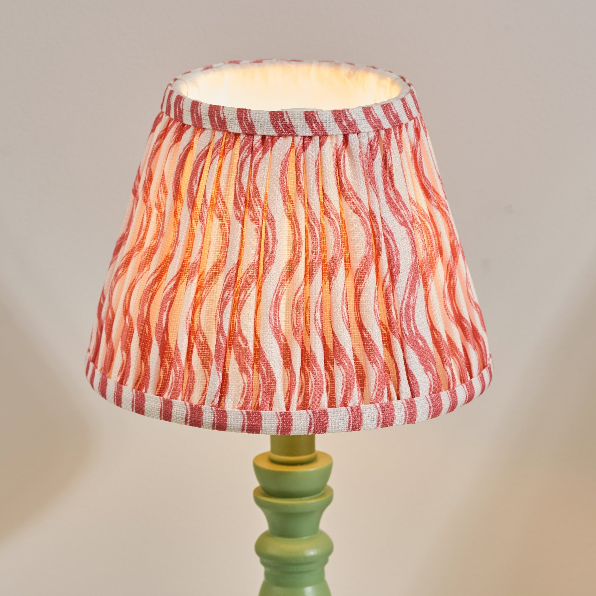 Endon Bibury Satin Cotswold Green Table Lamp & Ripple 20cm Coral Pink Shade