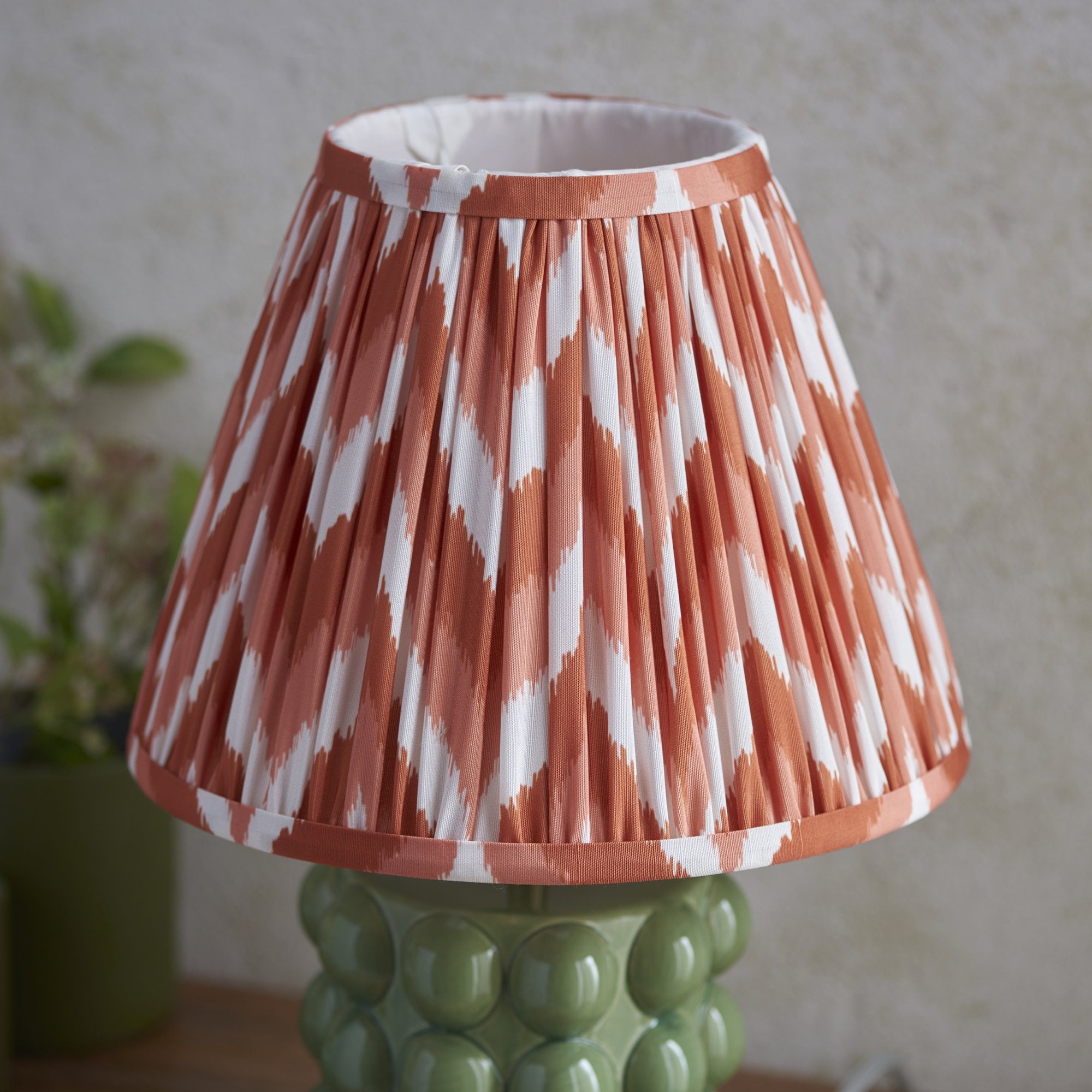 Endon Bobble Table Lamp & Zigzag 25cm Apricot Orange Shade