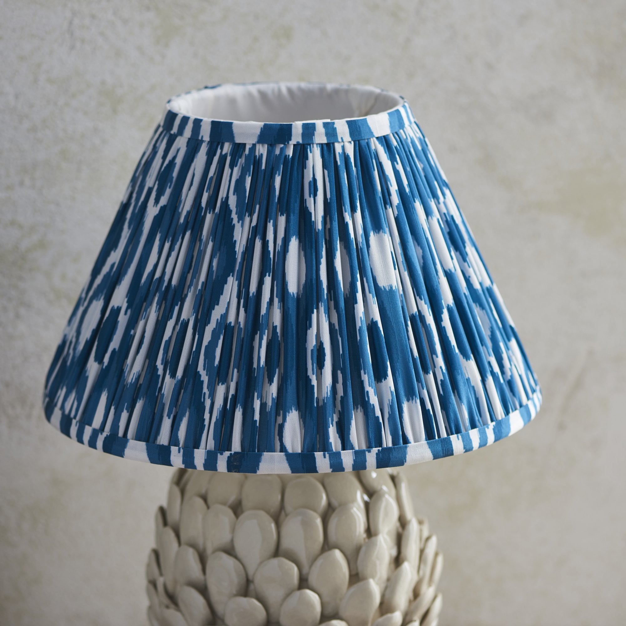 Endon Layered Leaf Ivory Crackle Glaze Ceramic Table Lamp & Ikat 30cm Marlin Blue Shade