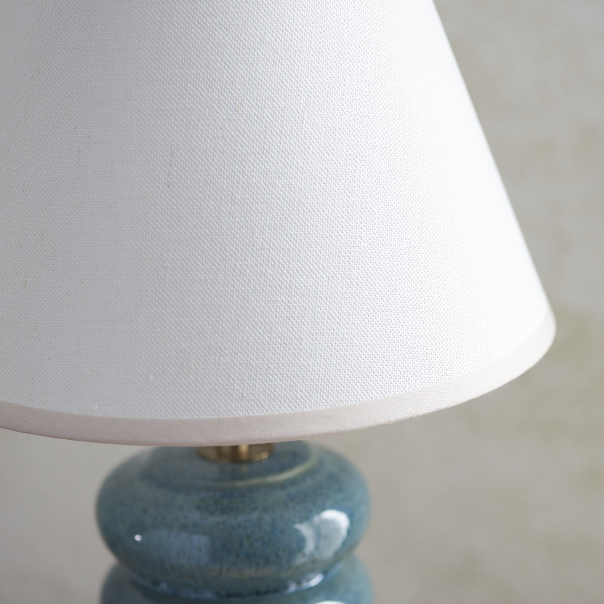 Endon Squash Table Lamp & Ivy 25cm Vintage White Shade