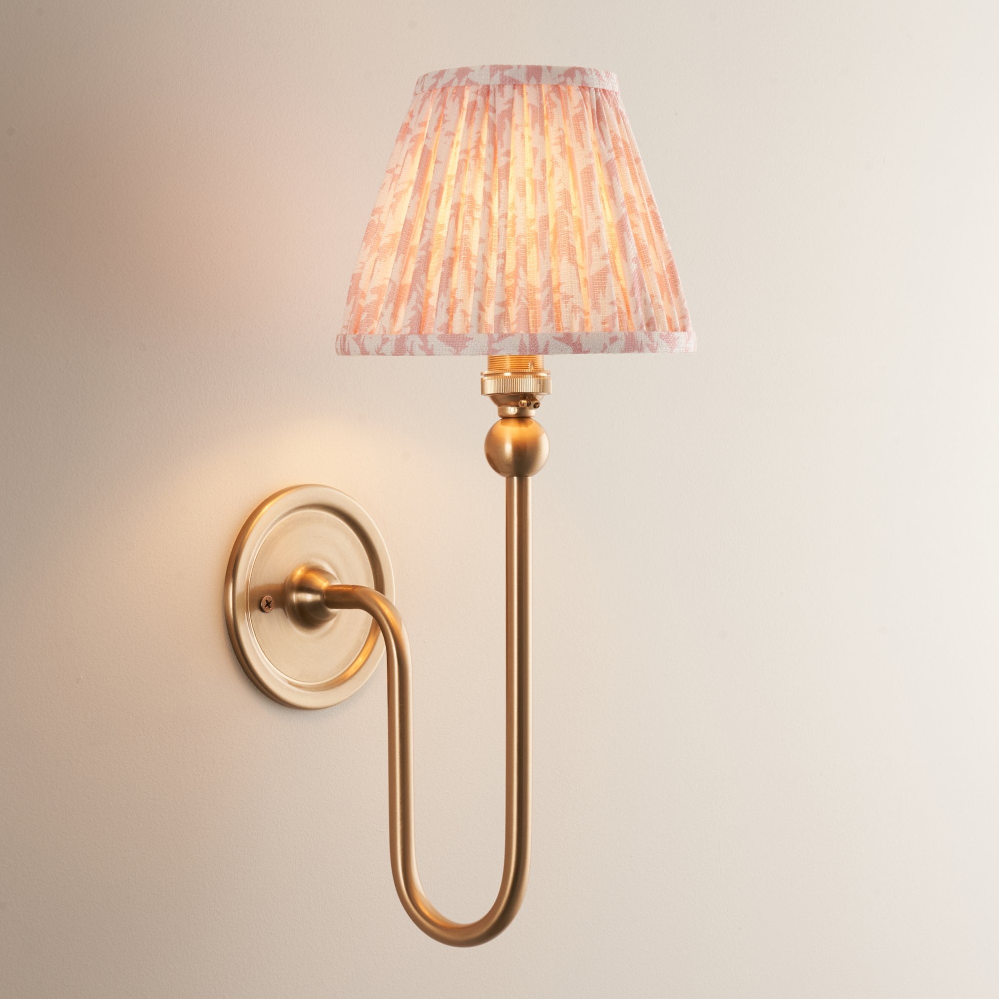 Endon Santiago Wall Light & Leaf 16cm Peachy Keen Shade