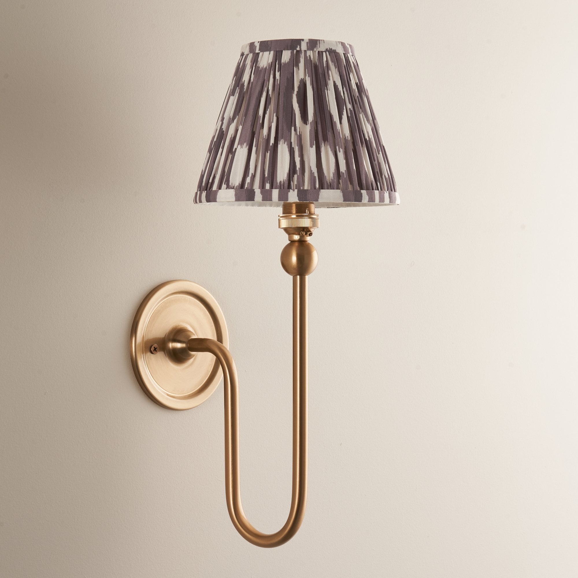 Endon Santiago Wall Light & Ikat 16cm Pearl Grey Shade