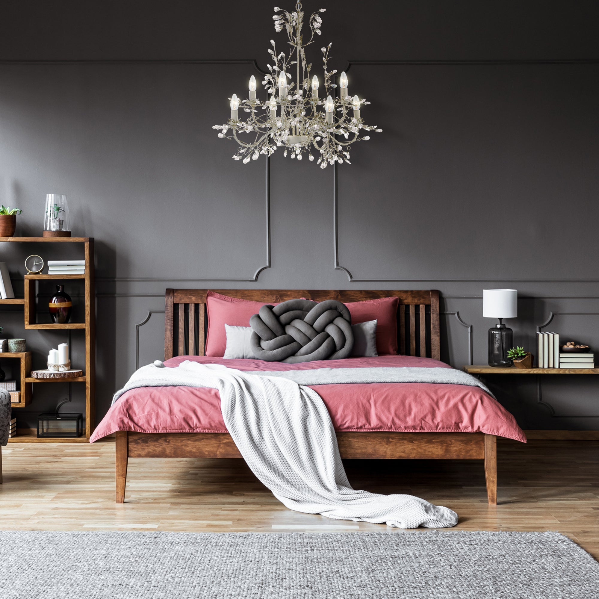 Searchlight Aikin 8 Light Chandelier - Cream, Gold & Glass