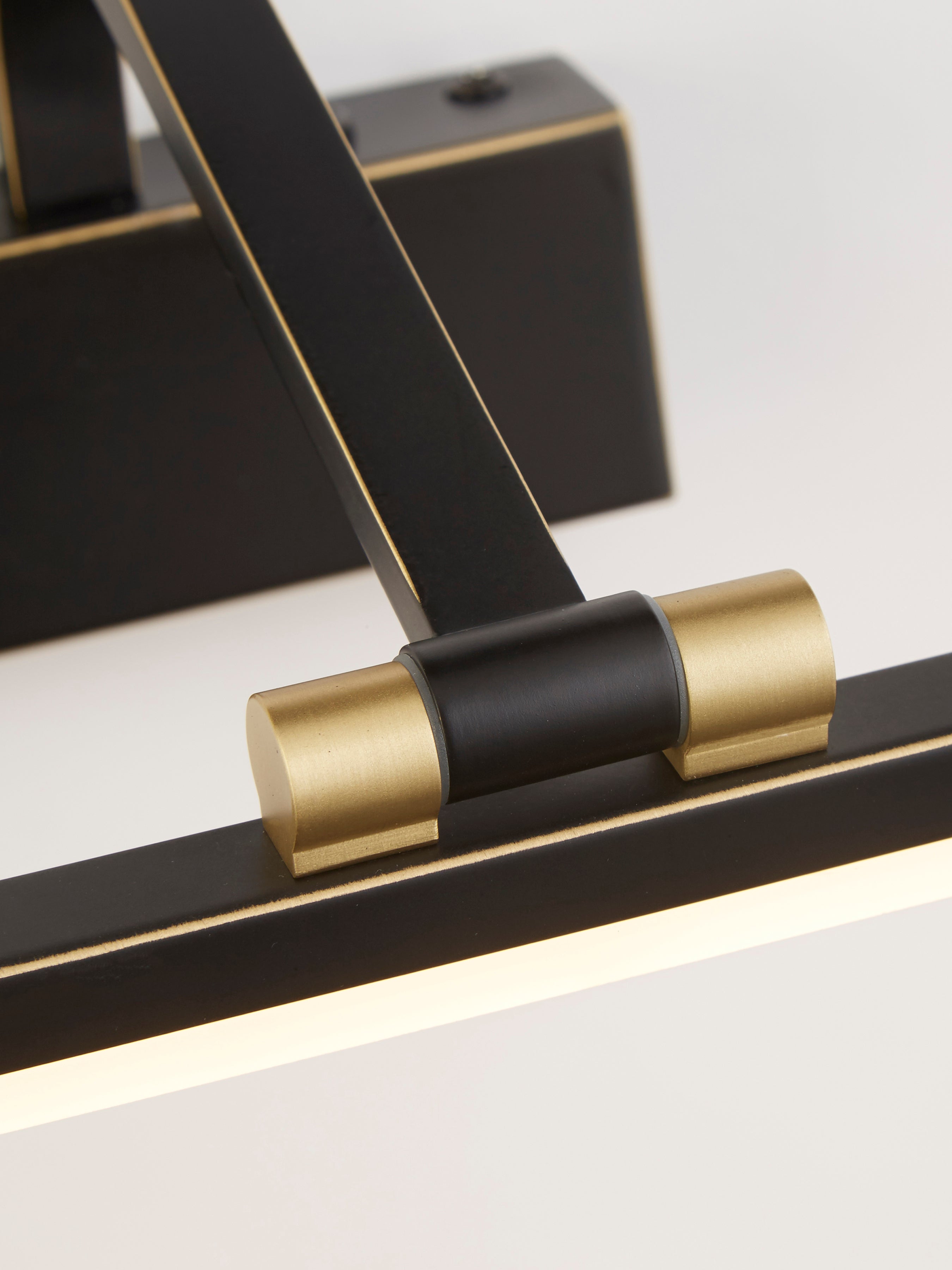 Searchlight LED Picture Light 710mm - Black Brushed Gold