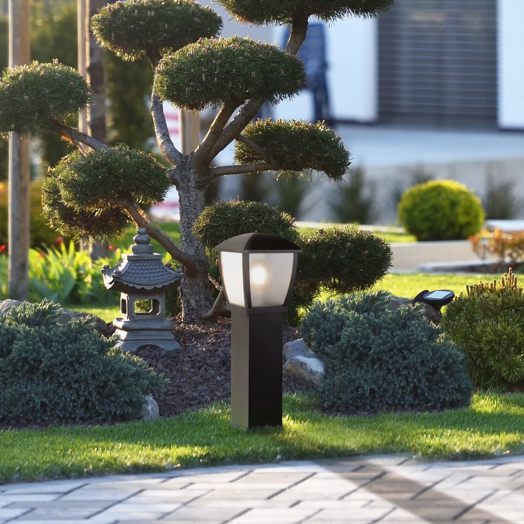 Searchlight Sefton 730mm Outdoor Post - Black & Clear Frosted Panels - IP44