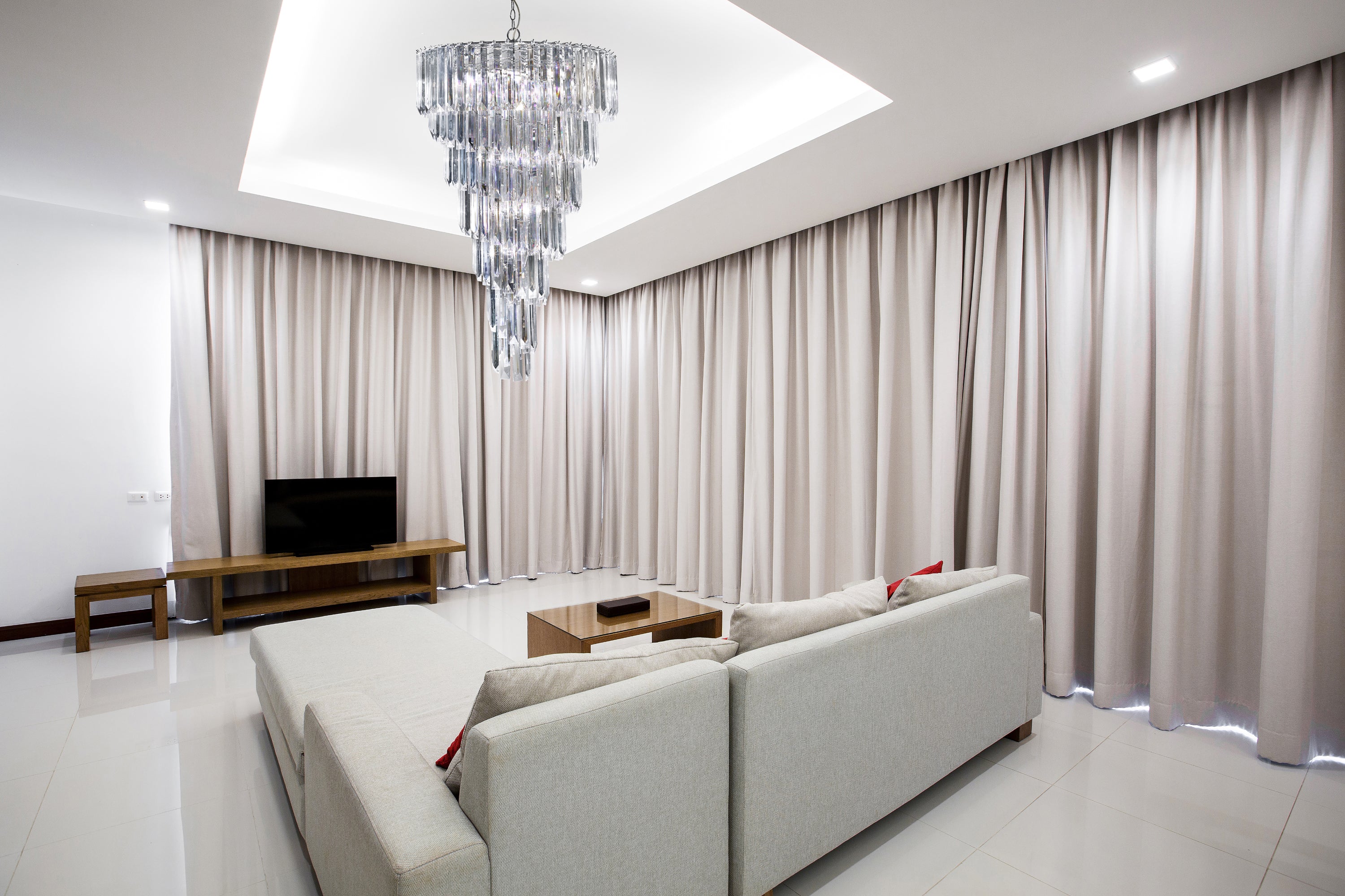 Searchlight Sidney 9 Light Chandelier - Chrome & Acrylic