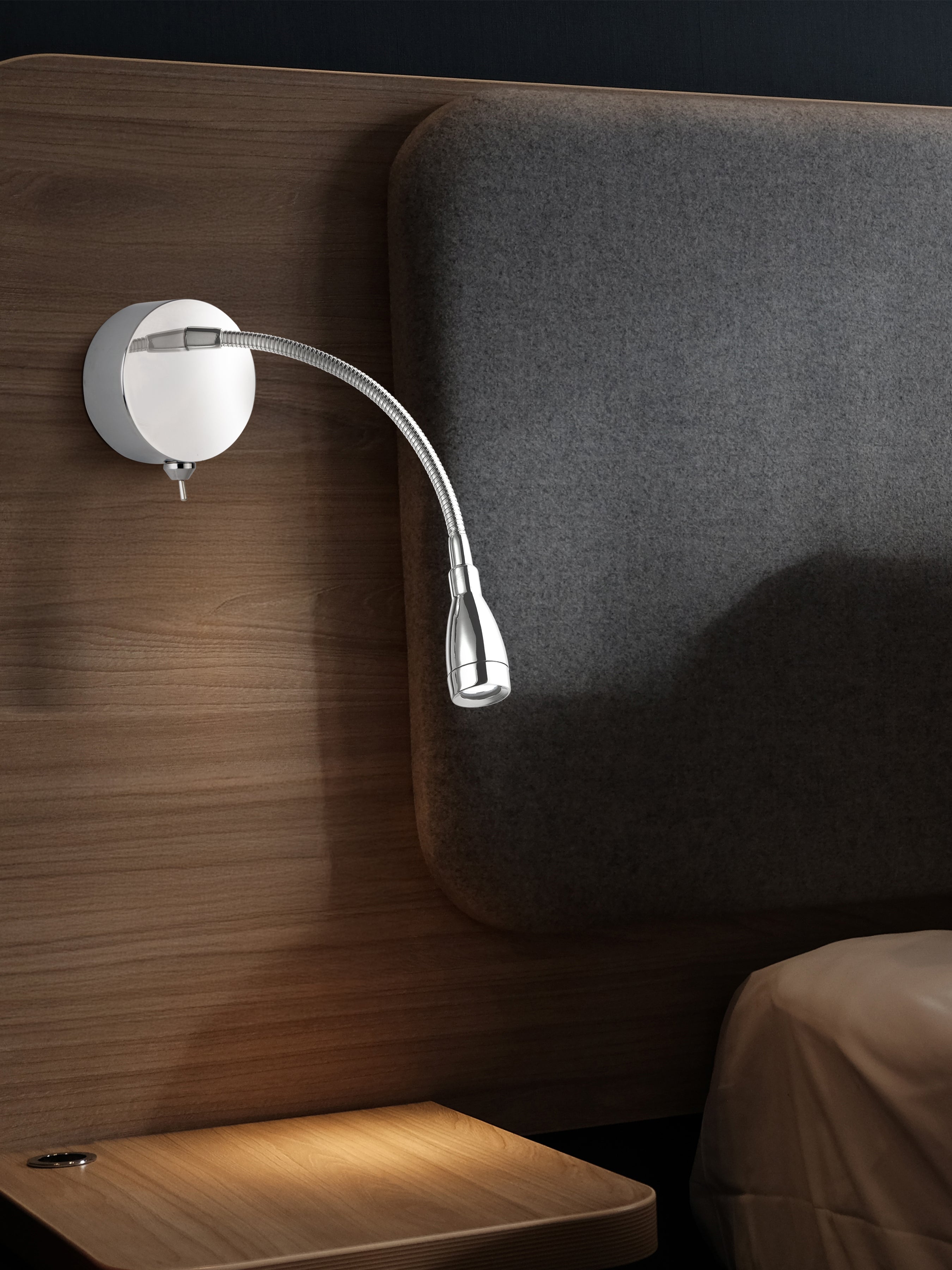 Searchlight Fenton LED Adjustable Wall Light - Chrome