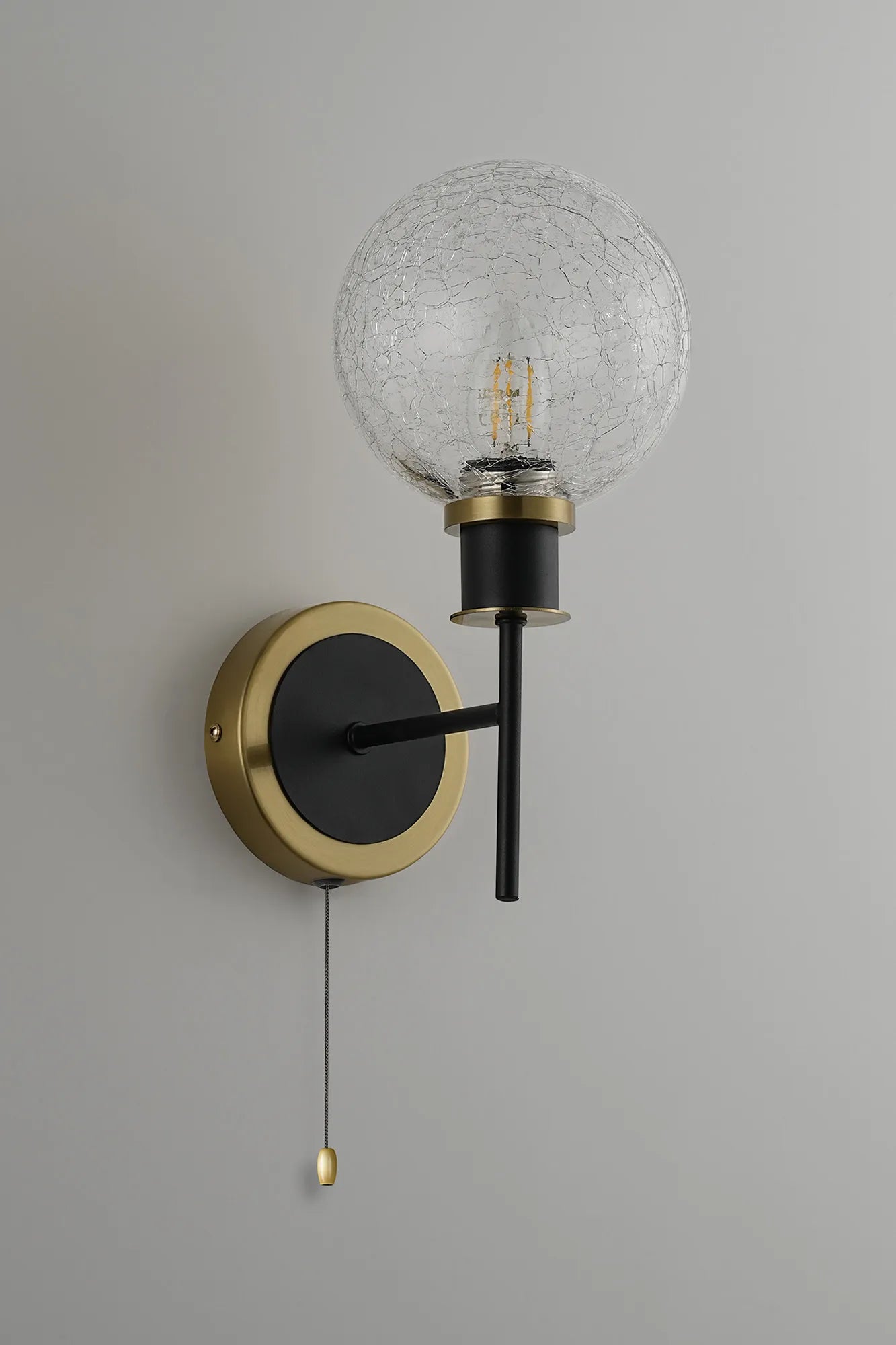 Sycamore Switched Wall Light with 15cm Round Crackled Glass Shade - Brass, Clear & Satin Black