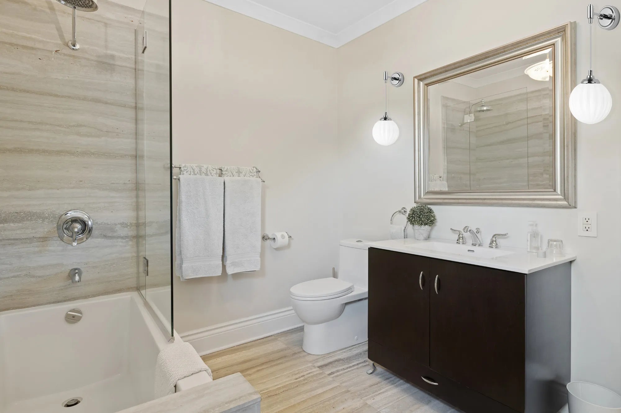 Dene Adjustable Wall Light - Frame 1 Light - IP44 Polished Nickel