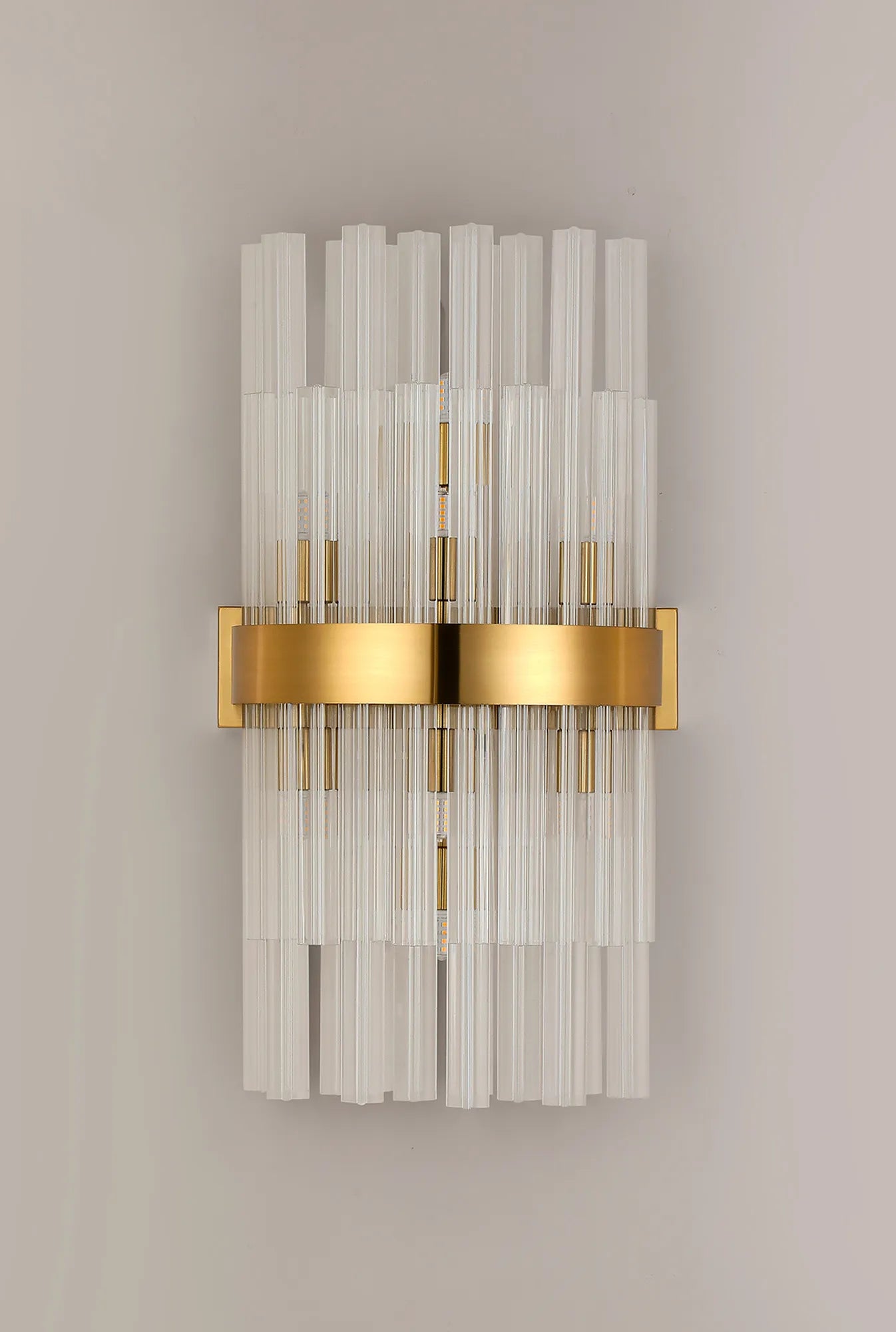 Farnley 8 Light - Wall Light - Brass & Clear