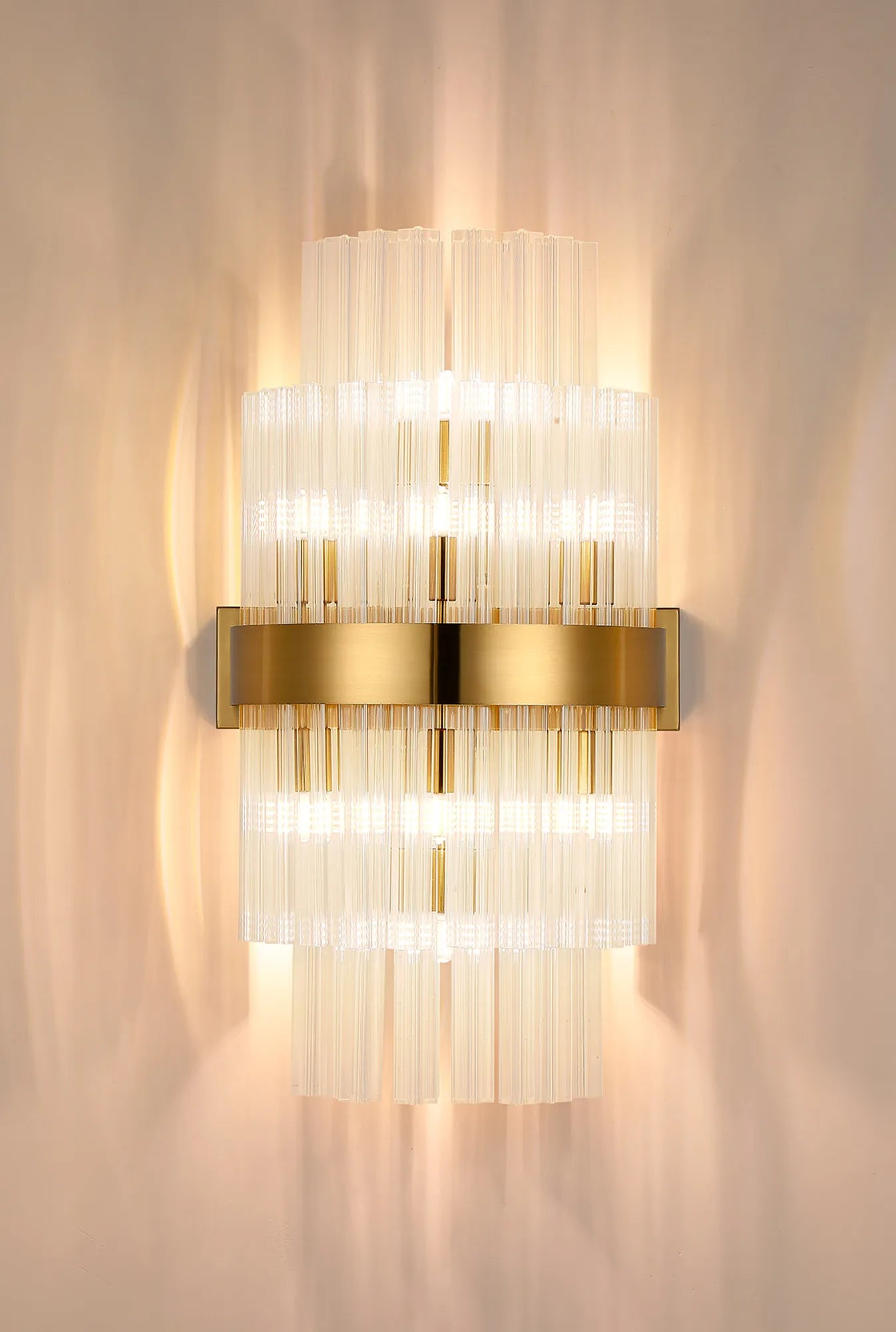 Farnley 8 Light - Wall Light - Brass & Clear