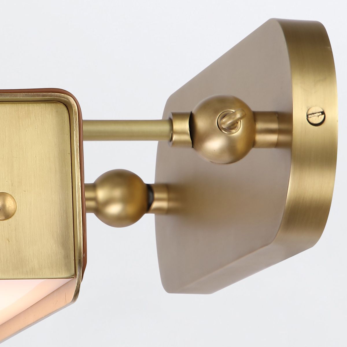 Quintiesse Valise Large LED Picture Light - Vintage Brass & Cognac Leather