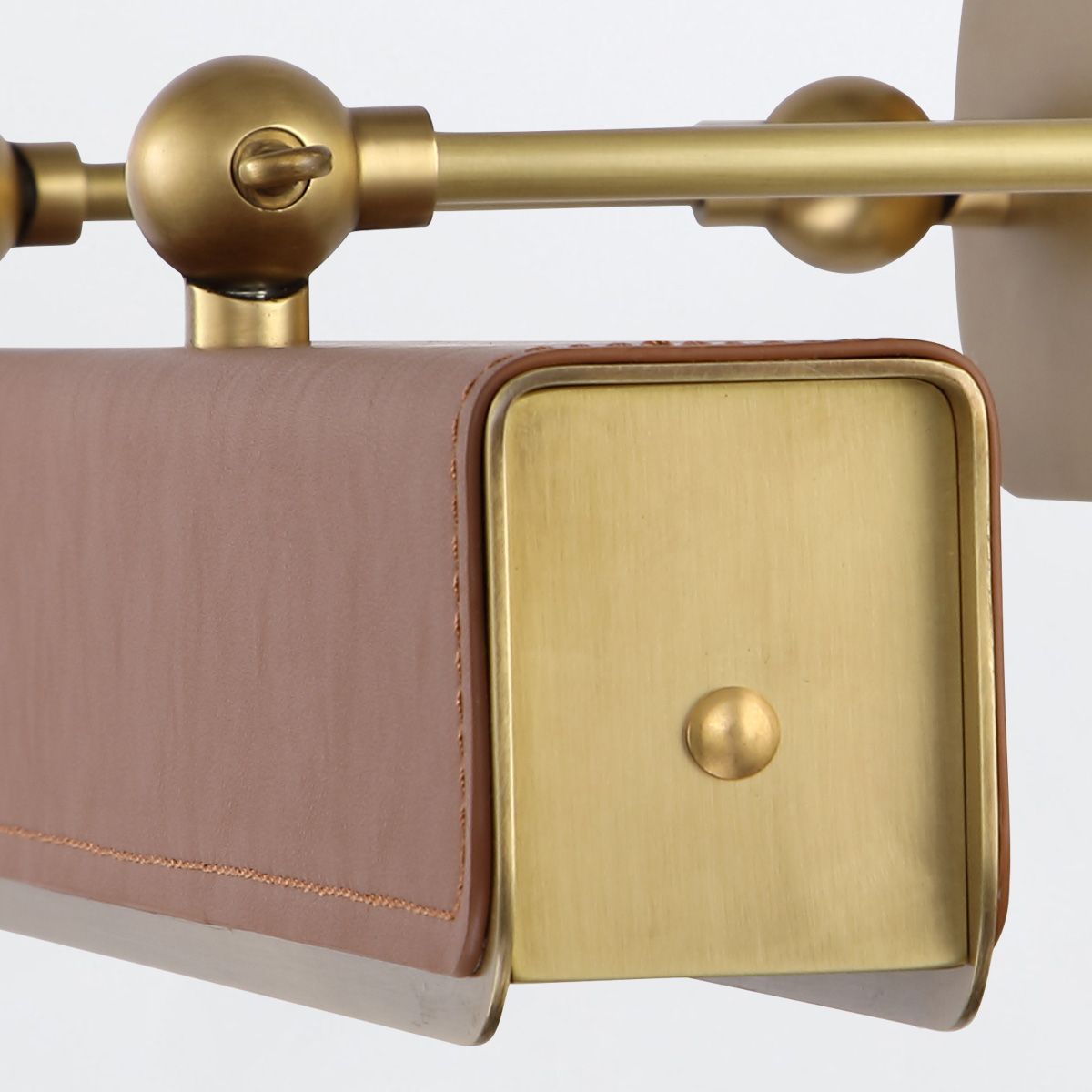 Quintiesse Valise Large LED Picture Light - Vintage Brass & Cognac Leather