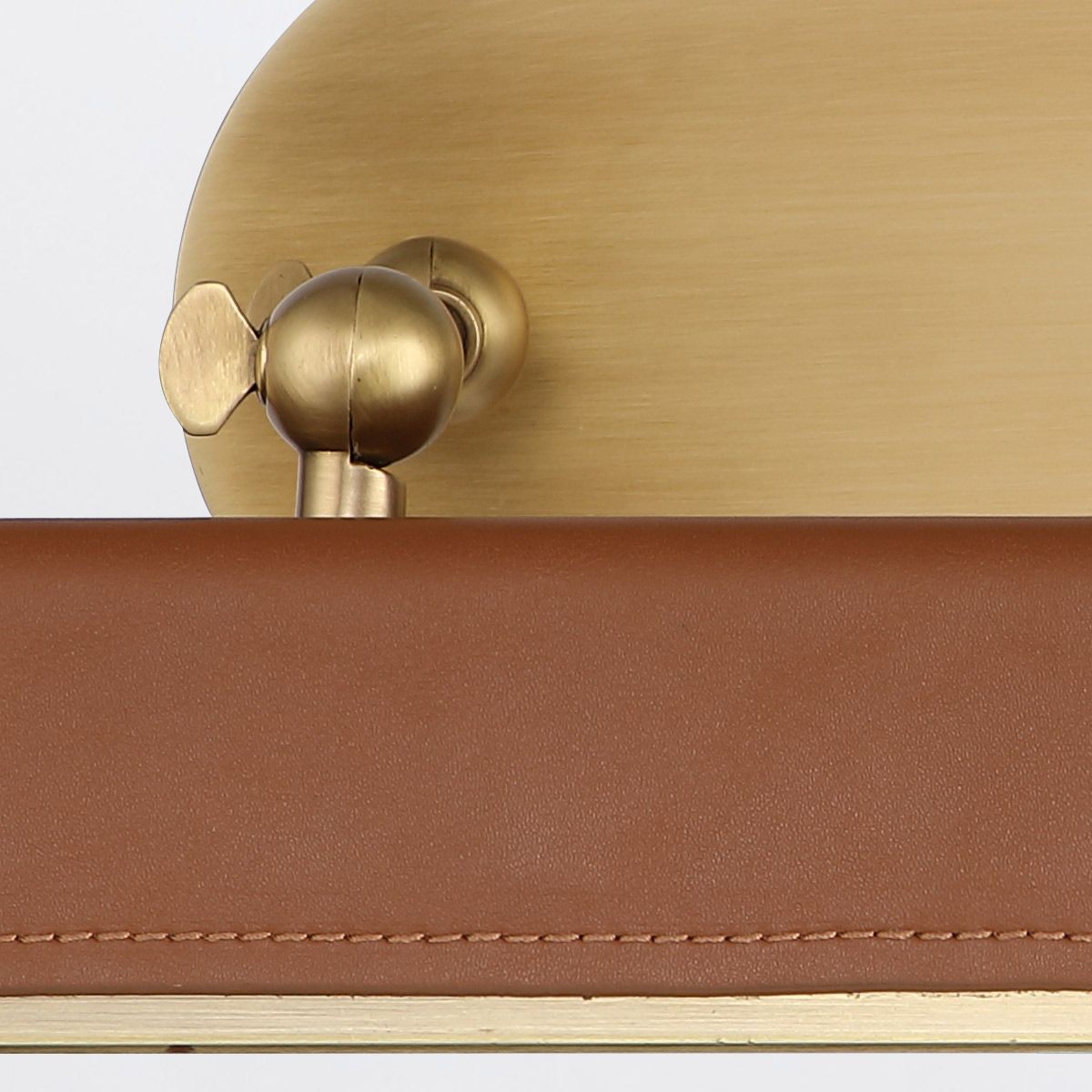 Quintiesse Valise Medium LED Picture Light - Vintage Brass & Cognac Leather